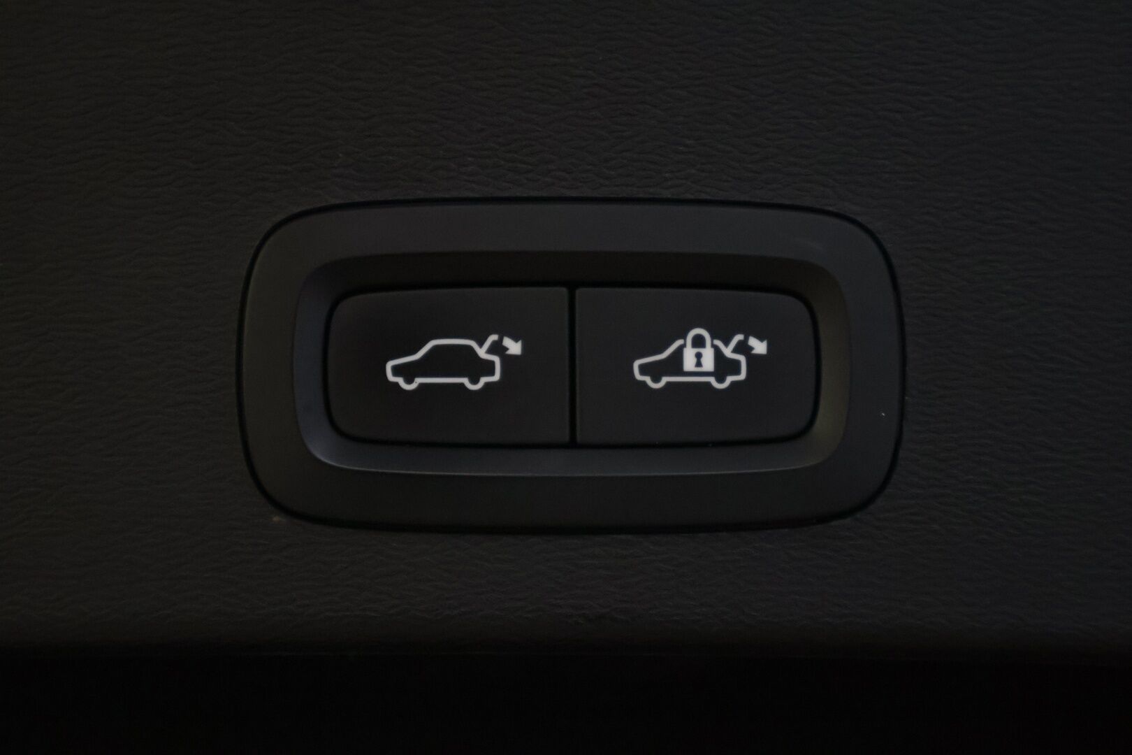 Volvo XC40 2021 T4 Recharge Inscription aut - | ACC | Webasto | VOC | Keyless | Nahat | P.kamera | Koukku |