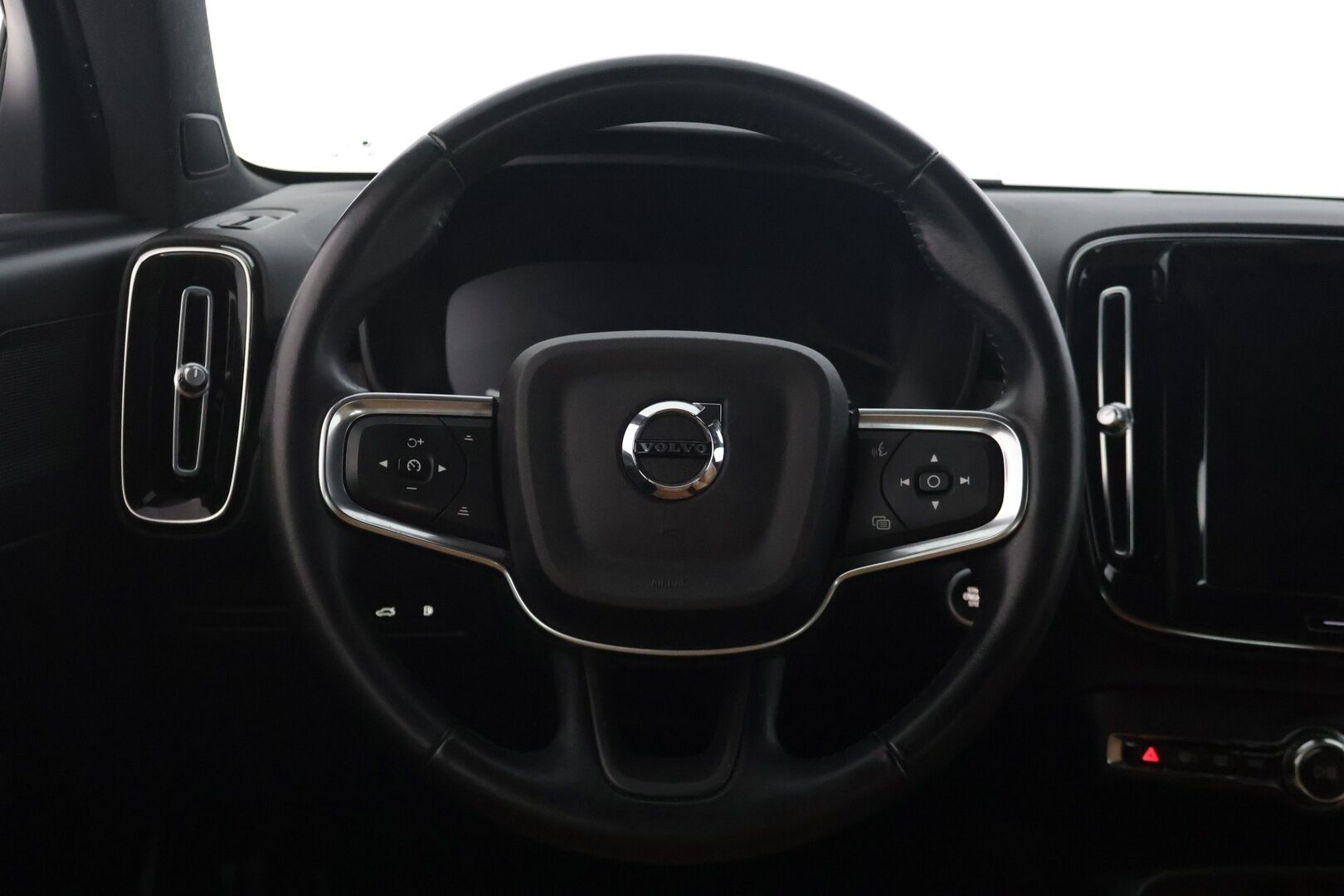 Volvo XC40 2021 T4 Recharge Inscription aut - | ACC | Webasto | VOC | Keyless | Nahat | P.kamera | Koukku |