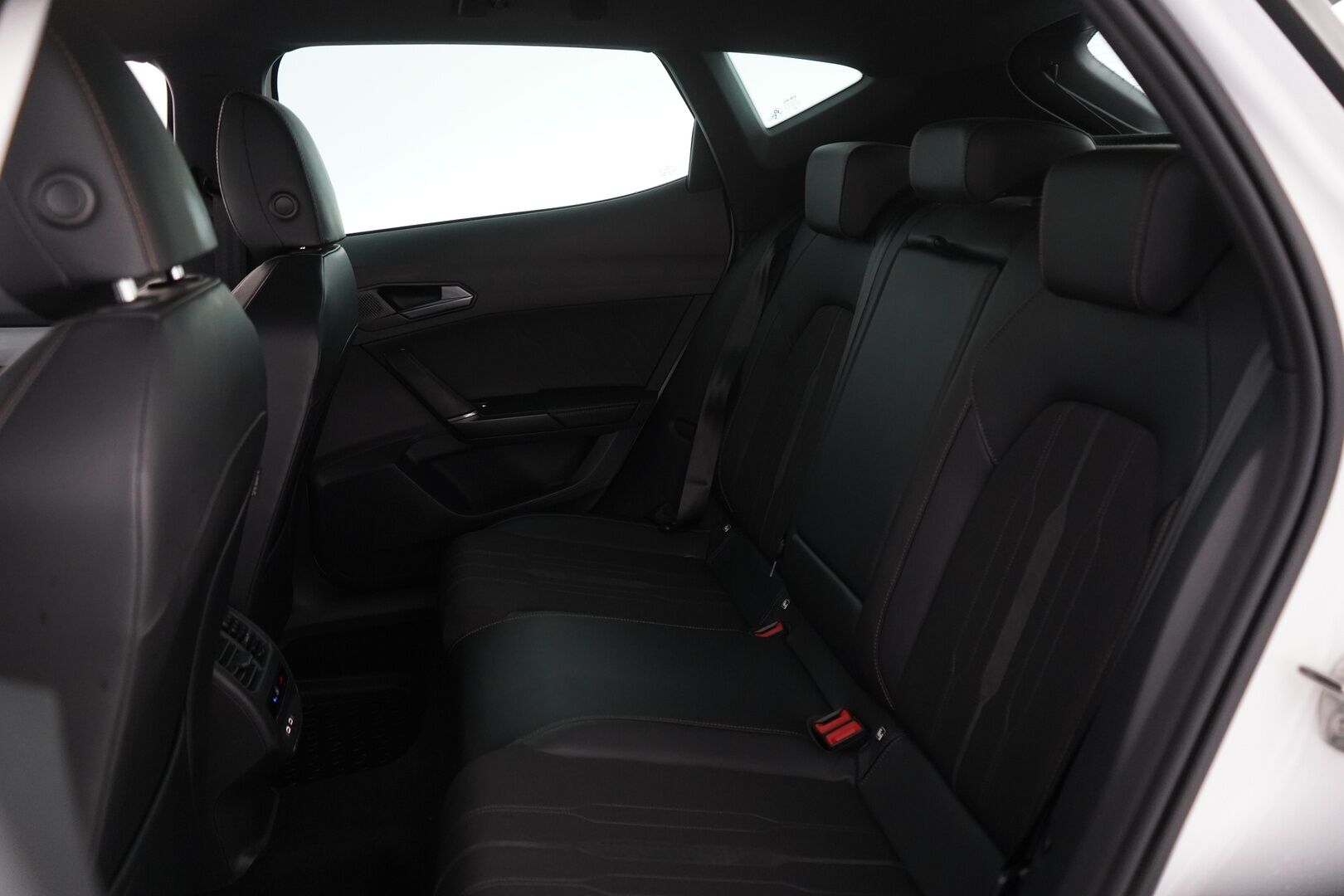 CUPRA FORMENTOR 2021 1.4 PHEV 150 kW e-HYBRID DSG *ACC / Kaistavahti / Digimittaristo / Keyless* - Viimeisin huolto 29tkm / Uudet kesärenkaat / Myydään juuri katsastettuna