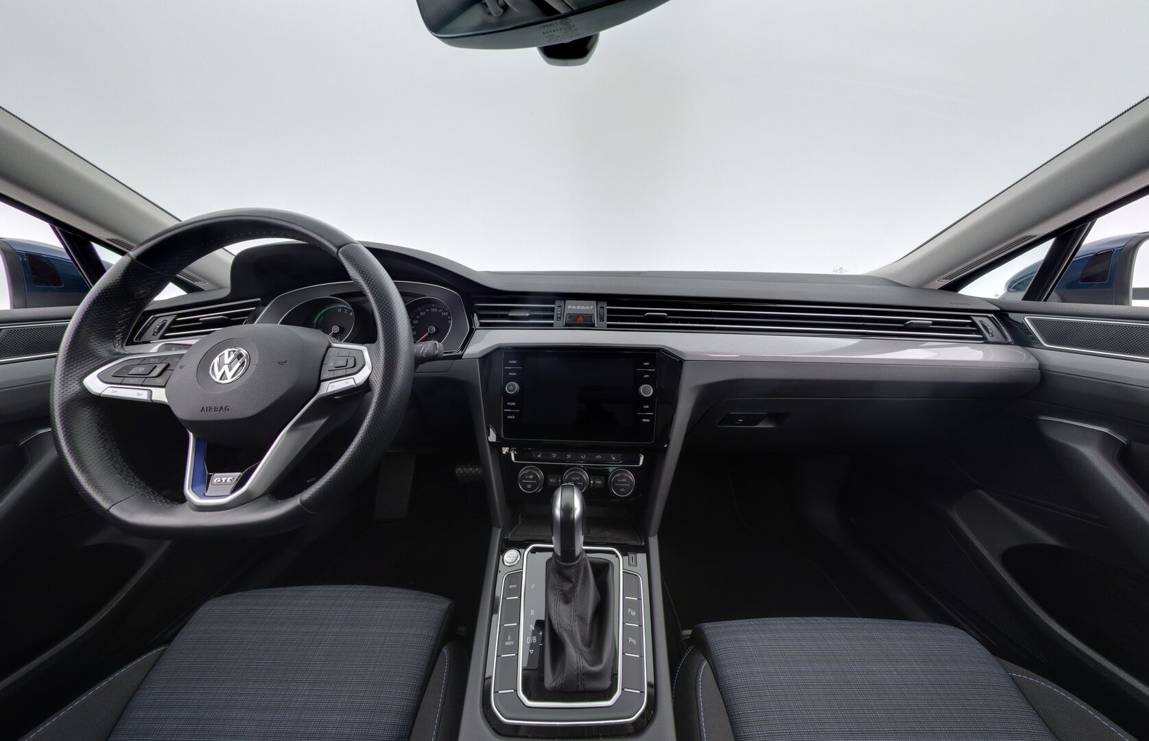 VOLKSWAGEN PASSAT 2020 Variant GTE Plug-In Hybrid 160 kW DSG - ACC | Kamera | Hieronta | IQ-Matrix | Koukku