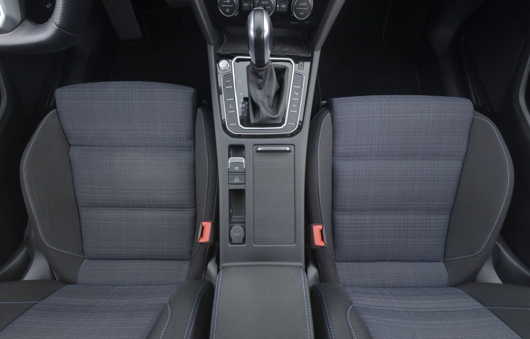 VOLKSWAGEN PASSAT 2020 Variant GTE Plug-In Hybrid 160 kW DSG - ACC | Kamera | Hieronta | IQ-Matrix | Koukku