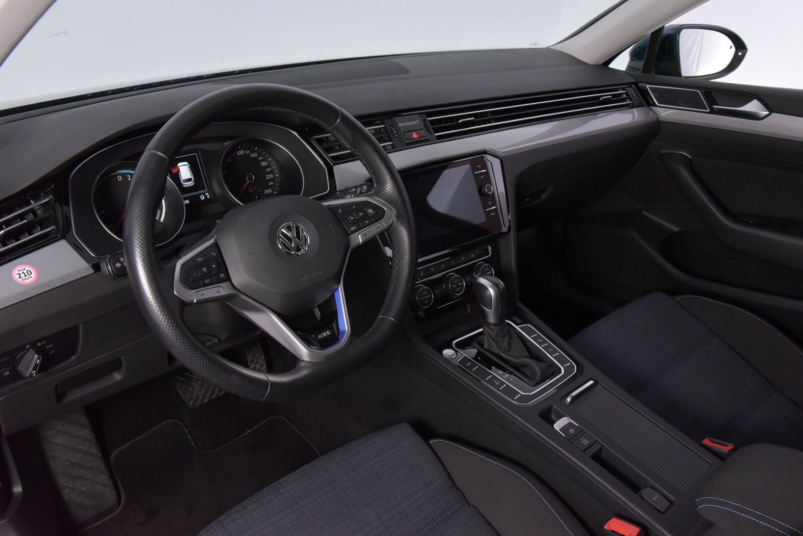 VOLKSWAGEN PASSAT 2020 Variant GTE Plug-In Hybrid 160 kW DSG - ACC | Kamera | Hieronta | IQ-Matrix | Koukku