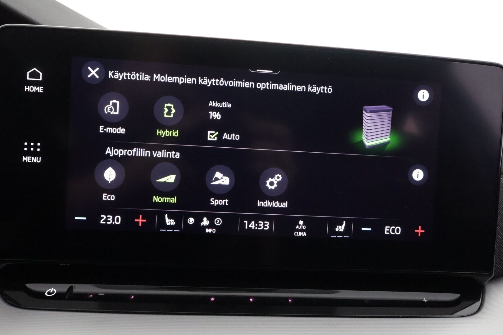Skoda Octavia 2024 Combi 1.4 TSI PHEV Style iV DSG Autom. - | ACC | Koukku | Webasto | Skoda Crystal Matrix-LED | P.Kamera | Ratinlämmitys | Digimittaristo | 1.Om Suomi-auto | Kahdet renkaat |