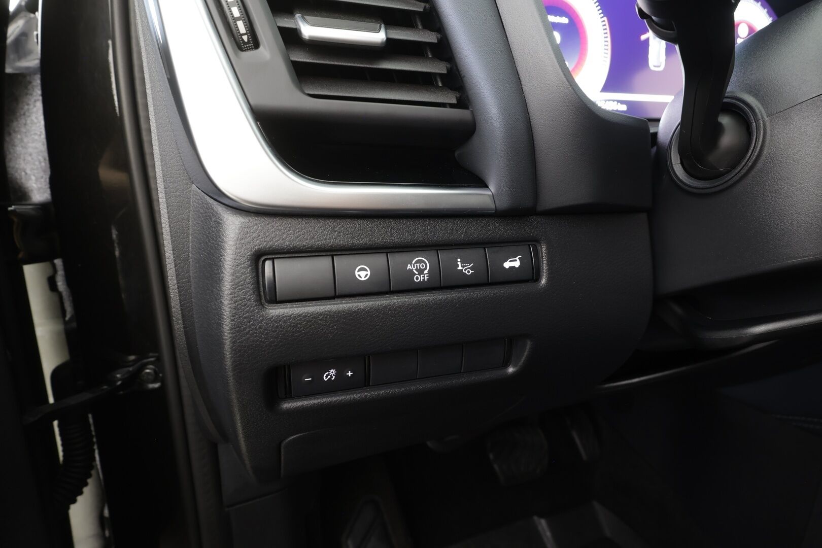 Nissan Qashqai 2024 MHEV 158 Xtronic 4WD Tekna - | ACC | 360° | HUD | Puolinahat | Sähköpenkki | Katveavustin | Lämm. ratti | Lämm. tuulilasi | Keyless | Sähk. takaluukku | 1-om suomiauto | 