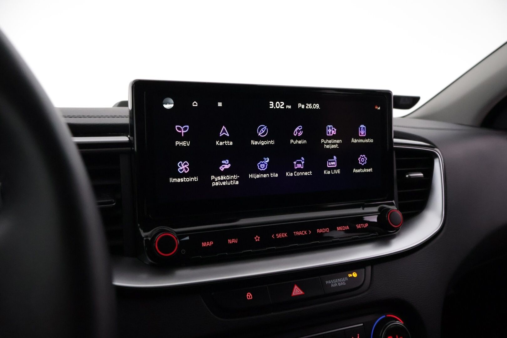 Kia Ceed 2024 1.6 GDI Plug-In Hybrid Business Premium SW DCT Aut *ACC / Kamera / KeyLessGo / LED / Navi / Puolinahat / Ratinlämmitin* - Kahdet huippukuntoiset merkkirenkaat! / Takuu voimassa / Vaihtoehto uudelle!