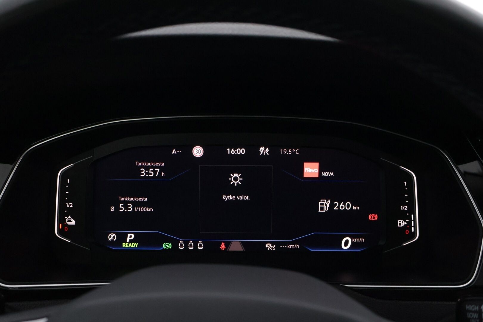 Volkswagen Passat 2021 Variant GTE Plug-In Hybrid 160 kW DSG* Digimittaristo / Adapt. vak / S.luukku / Nahka-alcantara / P. tutkat / Navi * - Facelift malli / Hiljentävät etulasit / 2x renkailla ja vanteilla / Hyvä huoltohistoria / - HULLUT JOULUT KORKOTARJOUS 2,49% 