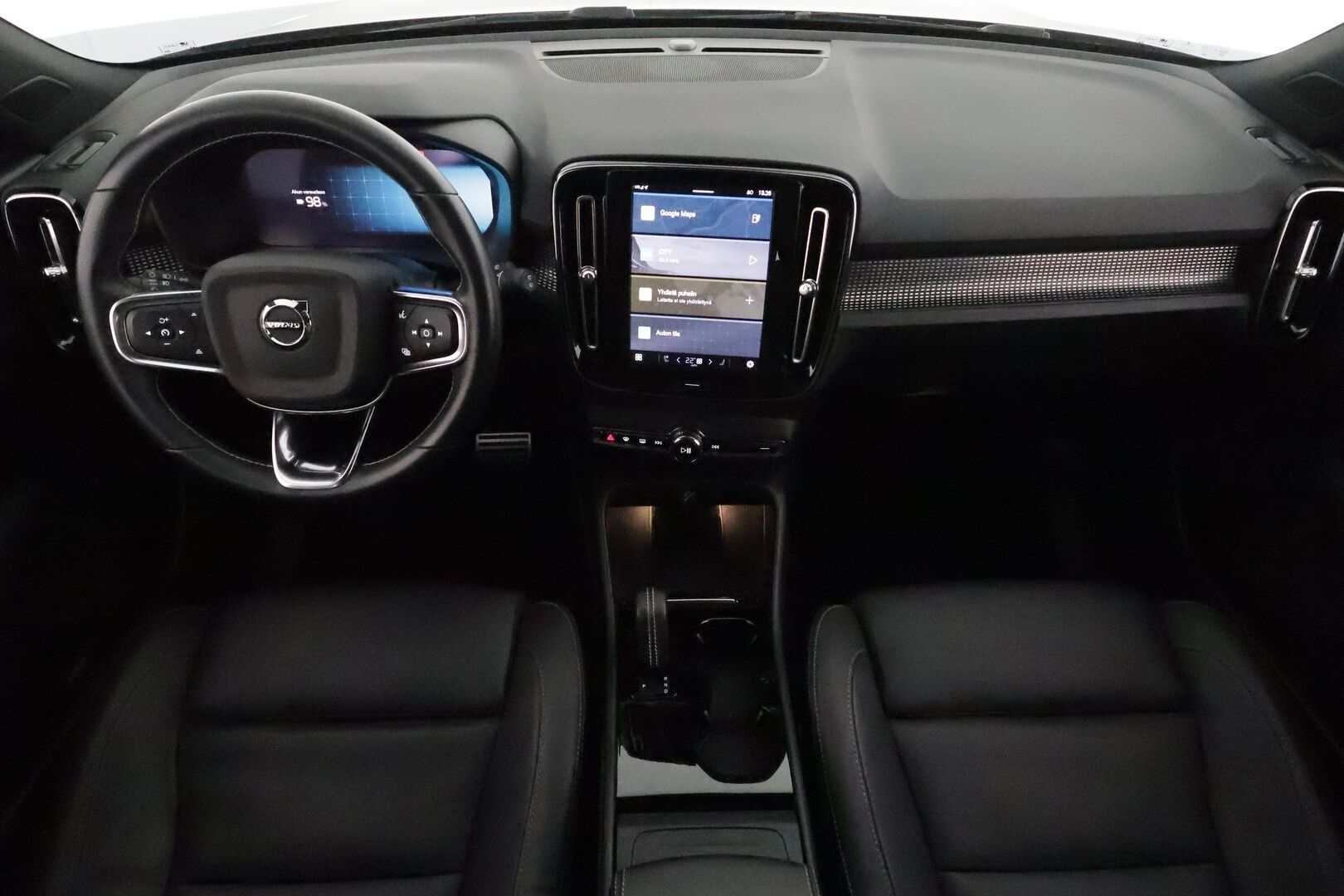 Volvo XC40 2021 P8 AWD Business R-Design aut *ACC / ILP / BLIS / Muistipenkki / Koukku / Full LED / Navi / Facelift / 360° / Sporttinahat* - 1.Om Suomi-auto / Akku kuntotarkastettu / Kahdet renkaat aluvanteilla / Merkkihuollettu