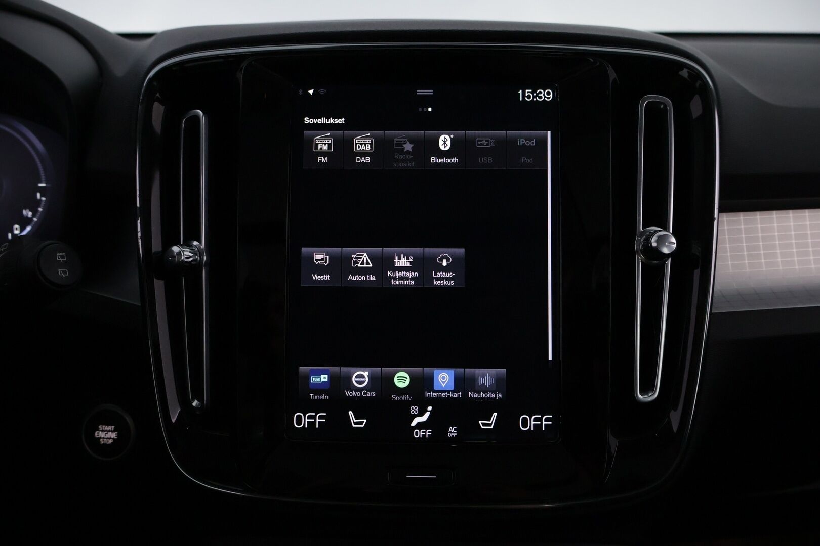Volvo XC40 2021 T4 TwE Inscription Expression aut - Webasto | Adapt.vakkari | Panorama | Peruutuskamera | Vetokoukku | High Performance Audio | Jakopää tehty!