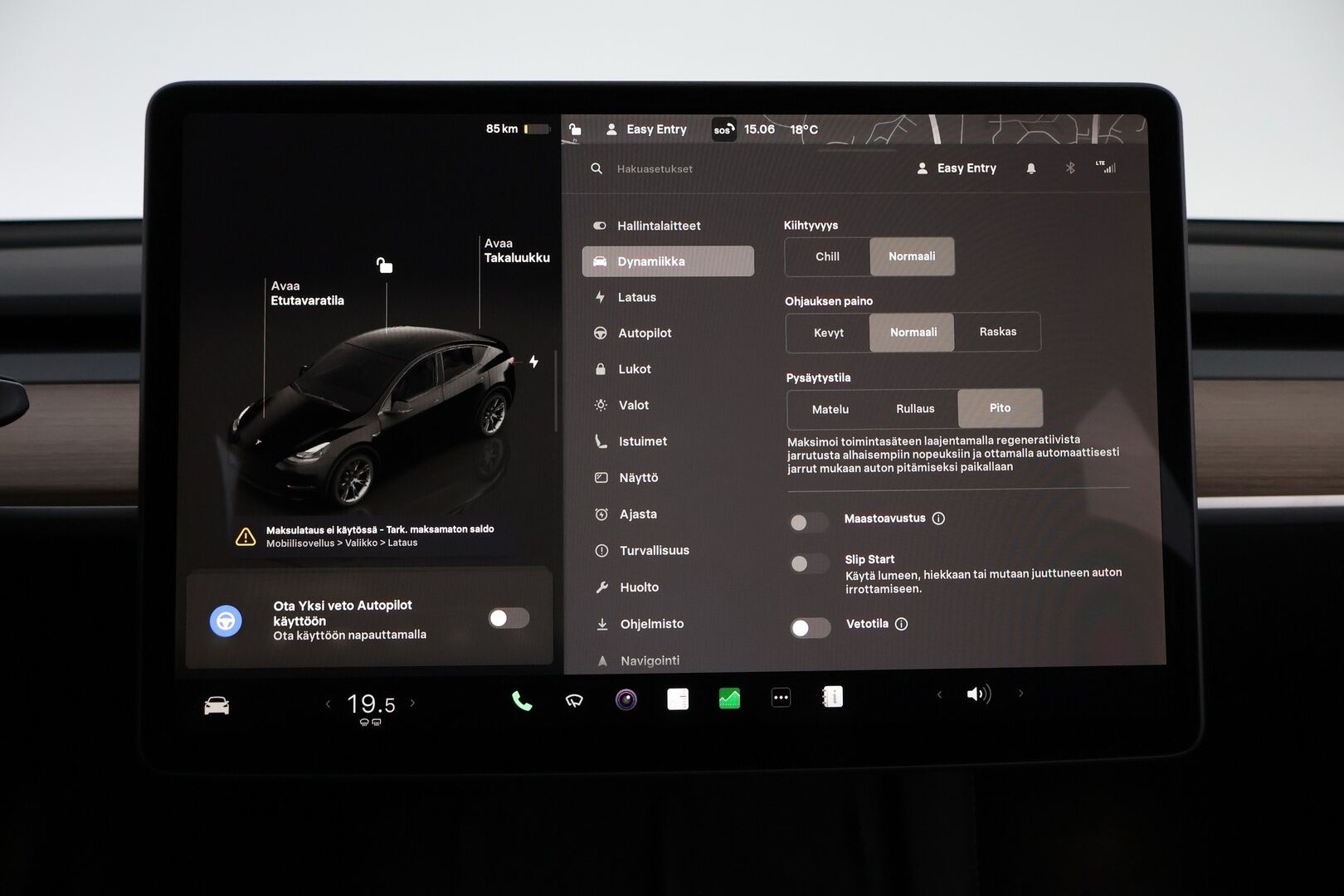 Tesla Model Y 2024 Long Range - 1-Omisteinen Suomiauto / Vetokoukku / Lämpöpumppu / Matrix LED / P.Kamera / Adapt.Vakkari / Lasikatto / 2x Vanteet / Juuri saapunut Tampereelle!