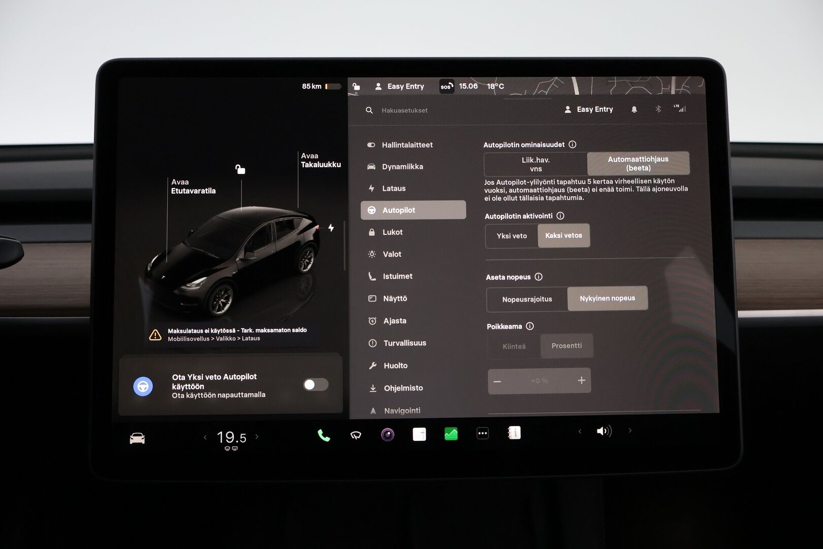 Tesla Model Y 2024 Long Range - 1-Omisteinen Suomiauto / Vetokoukku / Lämpöpumppu / Matrix LED / P.Kamera / Adapt.Vakkari / Lasikatto / 2x Vanteet / Juuri saapunut Tampereelle!
