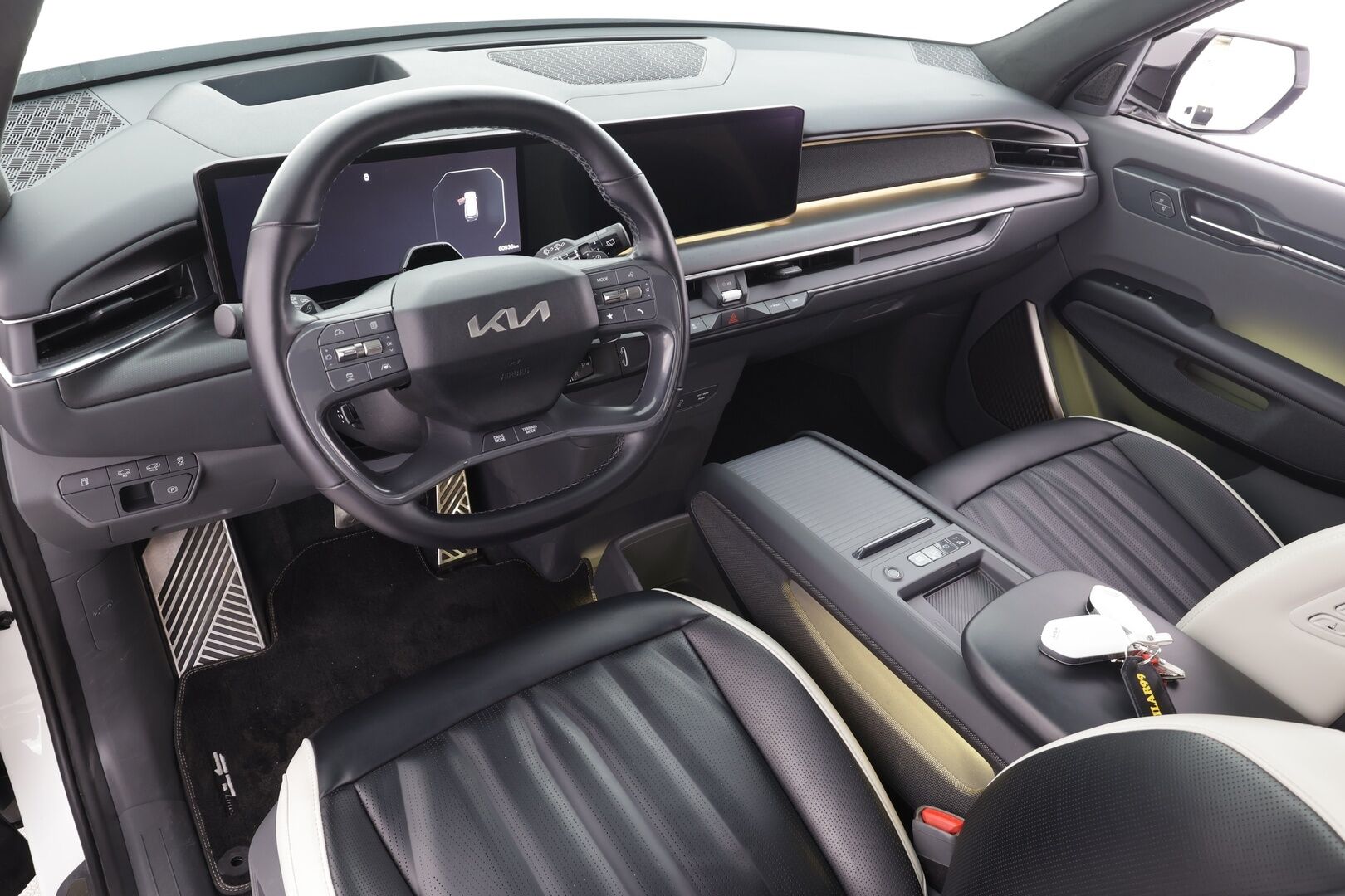 Kia EV9 2024 GT-Line AWD 99,8kWh 384hv 7P 1st Edition - | ACC | ILP | Koukku | HUD | 360° | Meridian | Ilm. relax nahat | Matrix | Hieronta | Panorama | Muistipenkki | HDA | CTA | BSM | 1-om suomiauto | ALV |