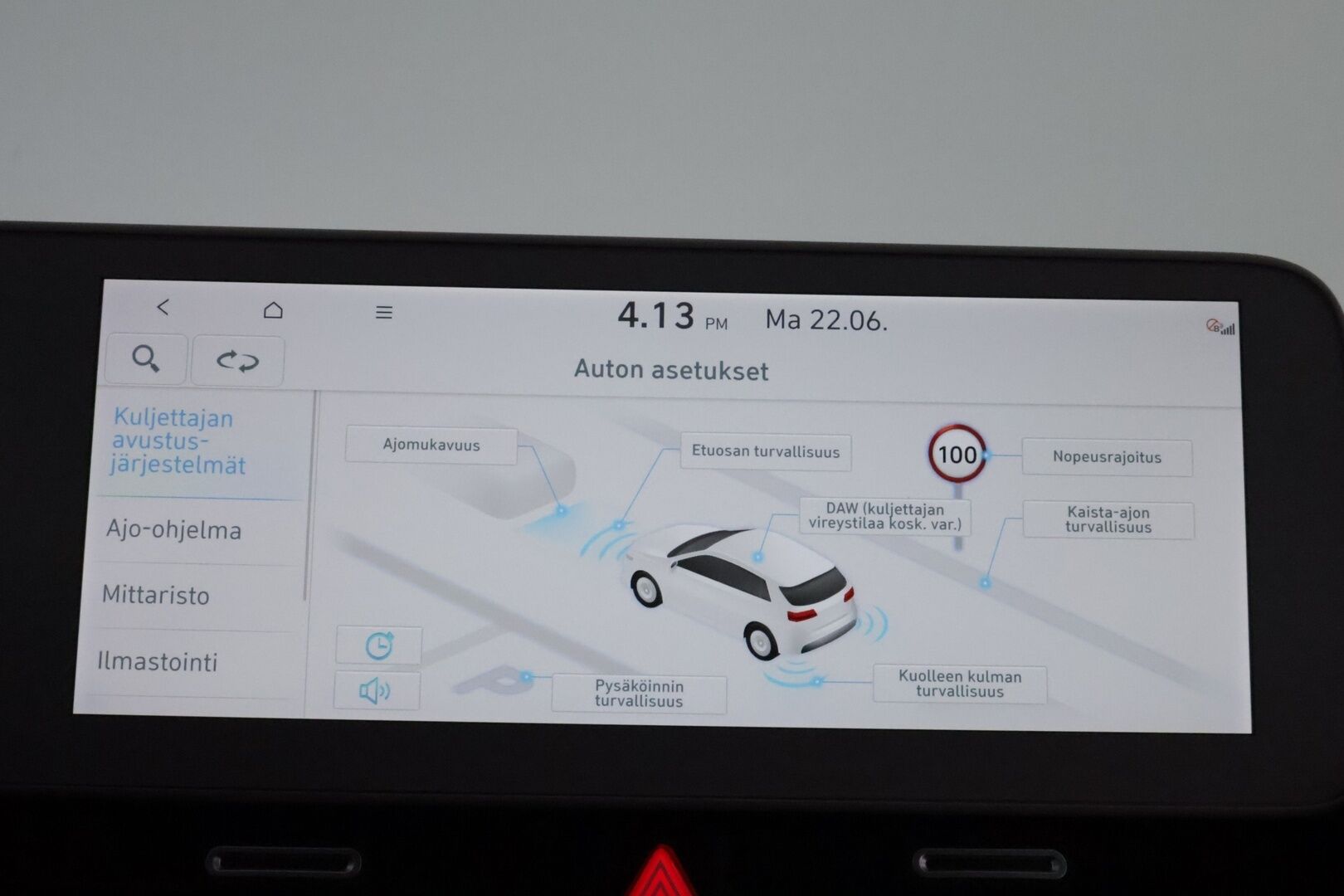 Hyundai IONIQ 5 2024 77 kWh 229 hv Style - Suomiauto | Lämpöpumppu | Akuston Esilämmitys | ACC | Peruutuskamera | Adapt.LED | BLIS | Merkkihuollot | MY24