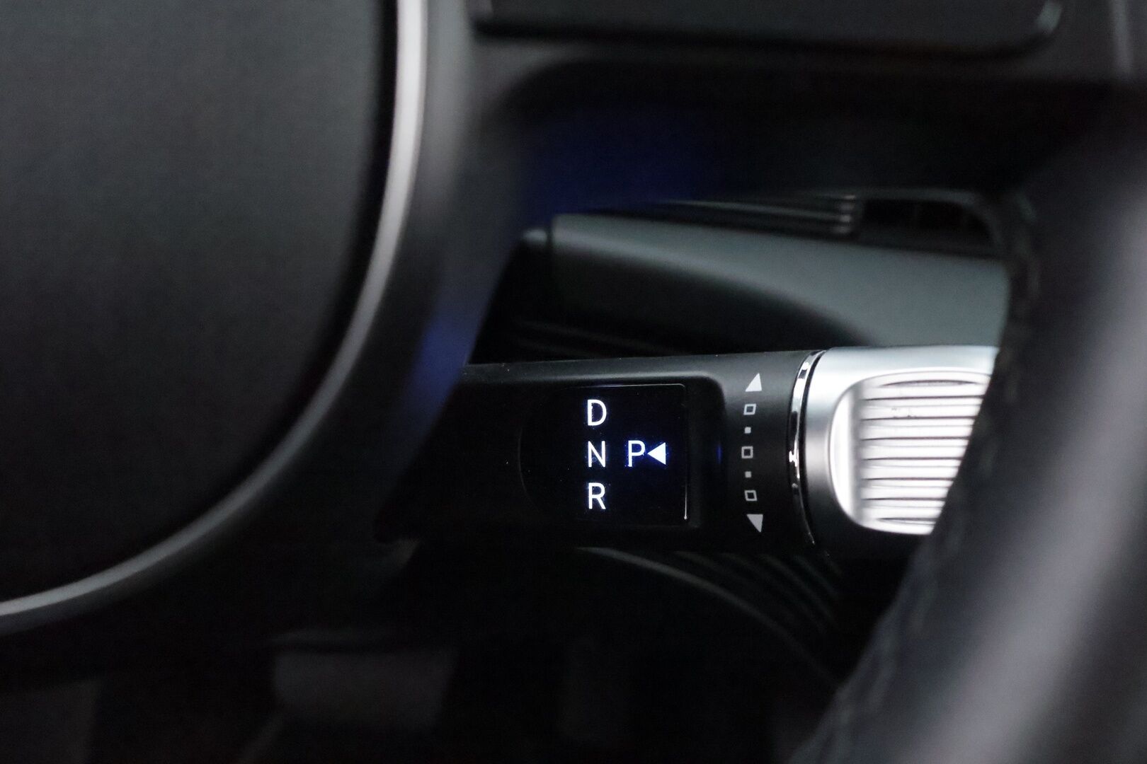 Hyundai IONIQ 5 2024 77 kWh 229 hv Style - Suomiauto | Lämpöpumppu | Akuston Esilämmitys | ACC | Peruutuskamera | Adapt.LED | BLIS | Merkkihuollot | MY24