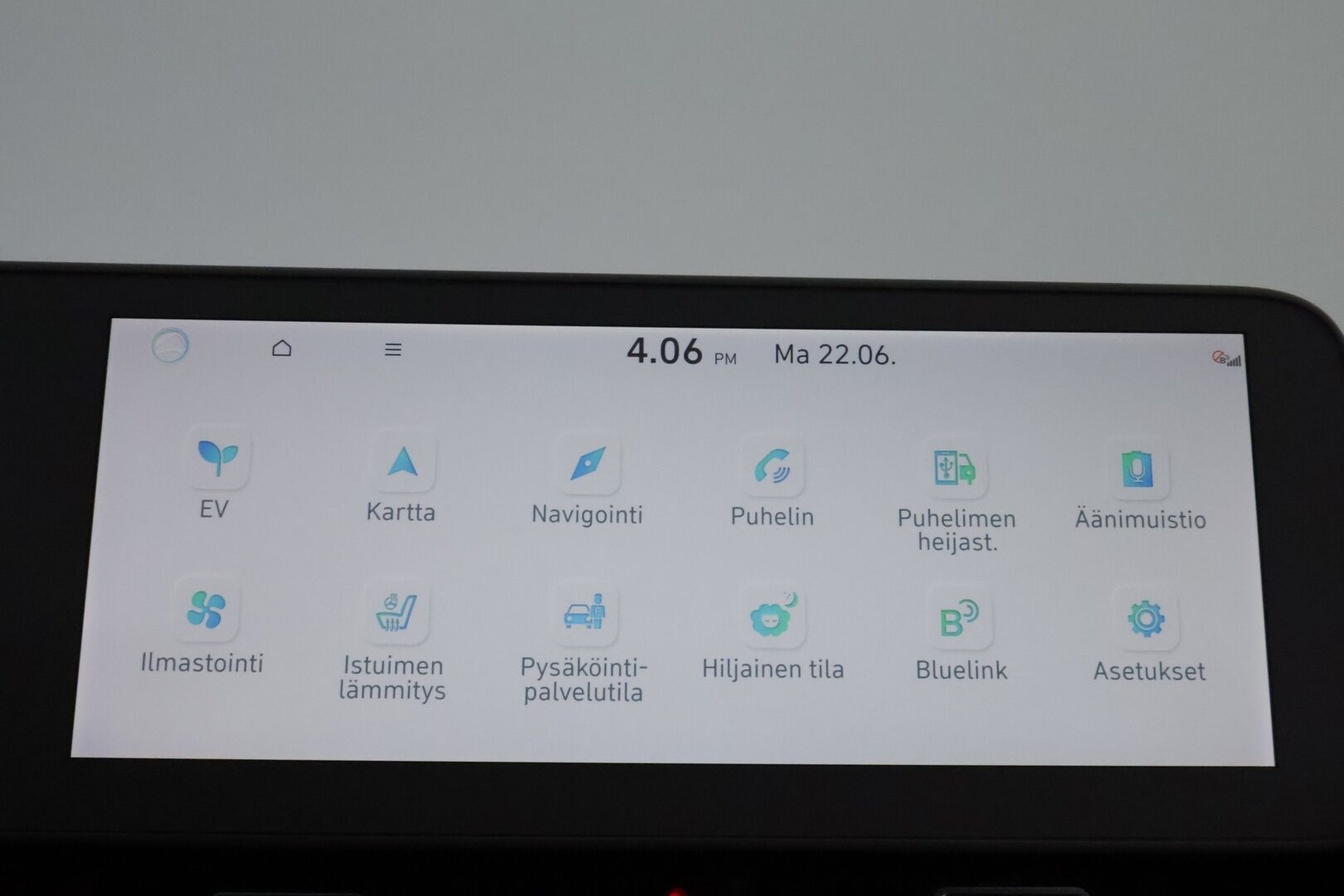 Hyundai IONIQ 5 2024 77 kWh 229 hv Style - Suomiauto | Lämpöpumppu | Akuston Esilämmitys | ACC | Peruutuskamera | Adapt.LED | BLIS | Merkkihuollot | MY24