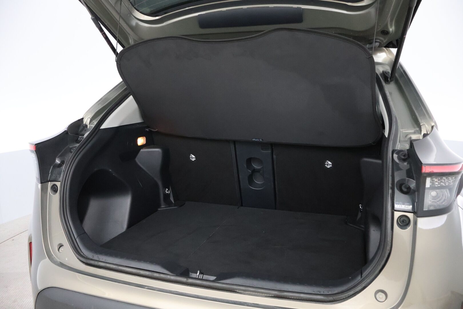 Toyota Yaris Cross 2024 1,5 Hybrid Active *Suomiauto / Adapt. Vakkari / Peruutuskamera / Ratinlämmitin / Keyless / Navi / Merkkihuollettu* - HULLUT JOULUT KORKOTARJOUS 2,49% 