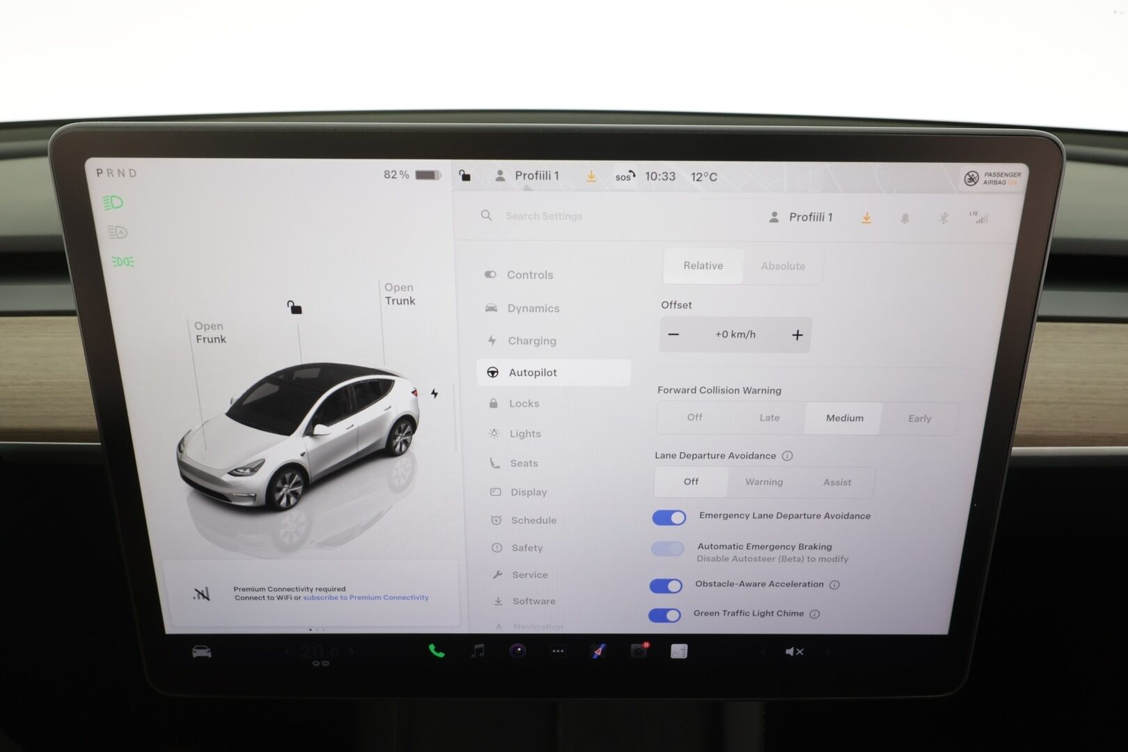 Tesla Model Y 2024 Long Range - | Koukku | ILP | Lasikatto | ACC | Matrix-LED | P.Kamera | Muistipenkki | Premium Audio | Navi | Kaistavahti | Keyless | Suomi-auto | 2x Latauskaapelit | Kahdet renkaat |