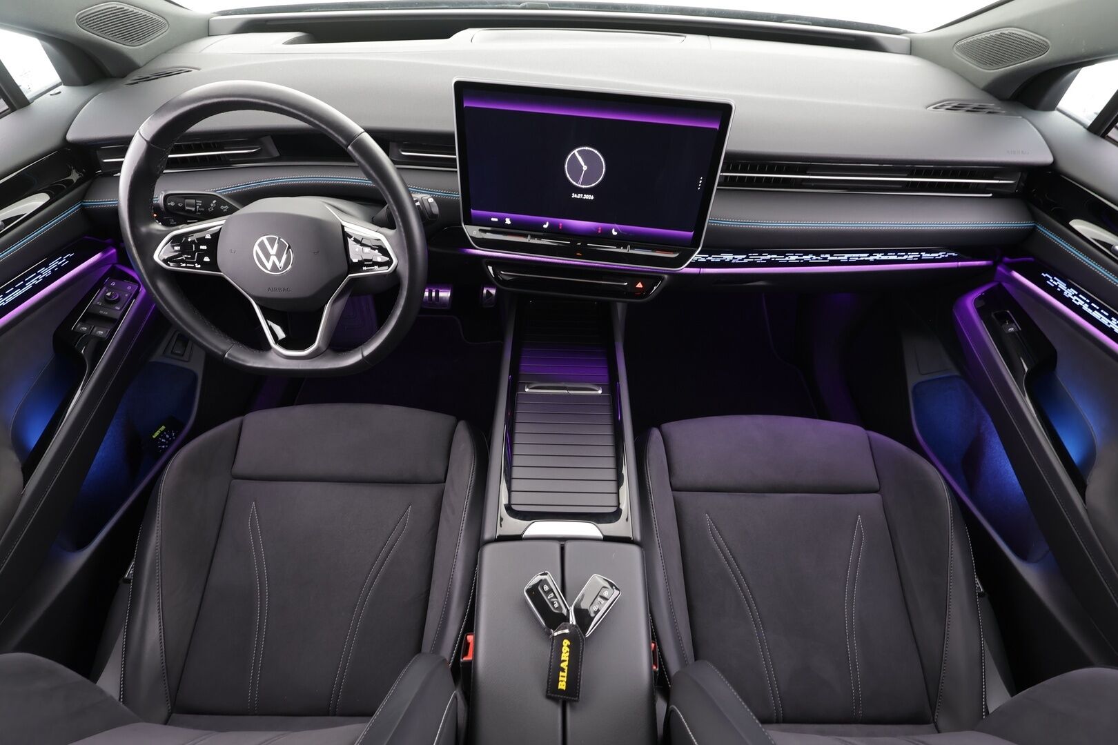 Volkswagen ID.7 2024 Pro Elegance 210 kW Akku 77 kWh - | ACC | ILP | Koukku | Muistipenkit hieronnalla | HUD | 360° | IQ.Light | Nahka-alcantara | Travel Assist | Ambient | 1-om suomiauto | ALV |