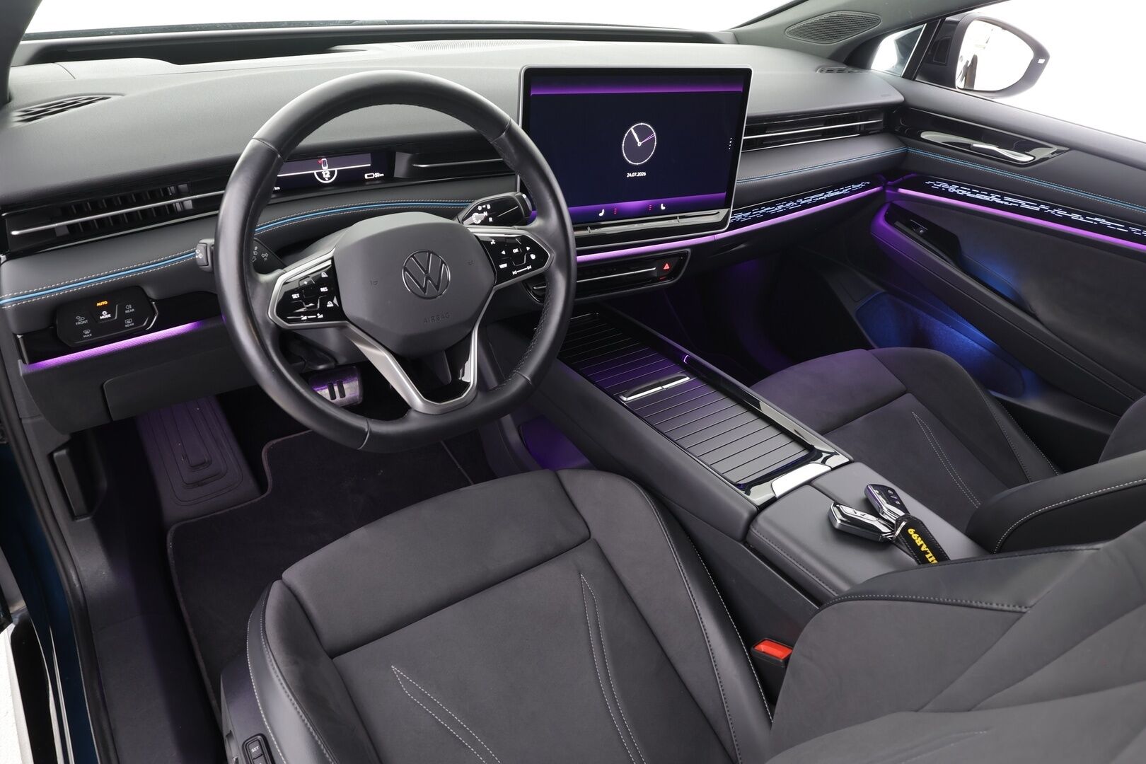 Volkswagen ID.7 2024 Pro Elegance 210 kW Akku 77 kWh - | ACC | ILP | Koukku | Muistipenkit hieronnalla | HUD | 360° | IQ.Light | Nahka-alcantara | Travel Assist | Ambient | 1-om suomiauto | ALV |