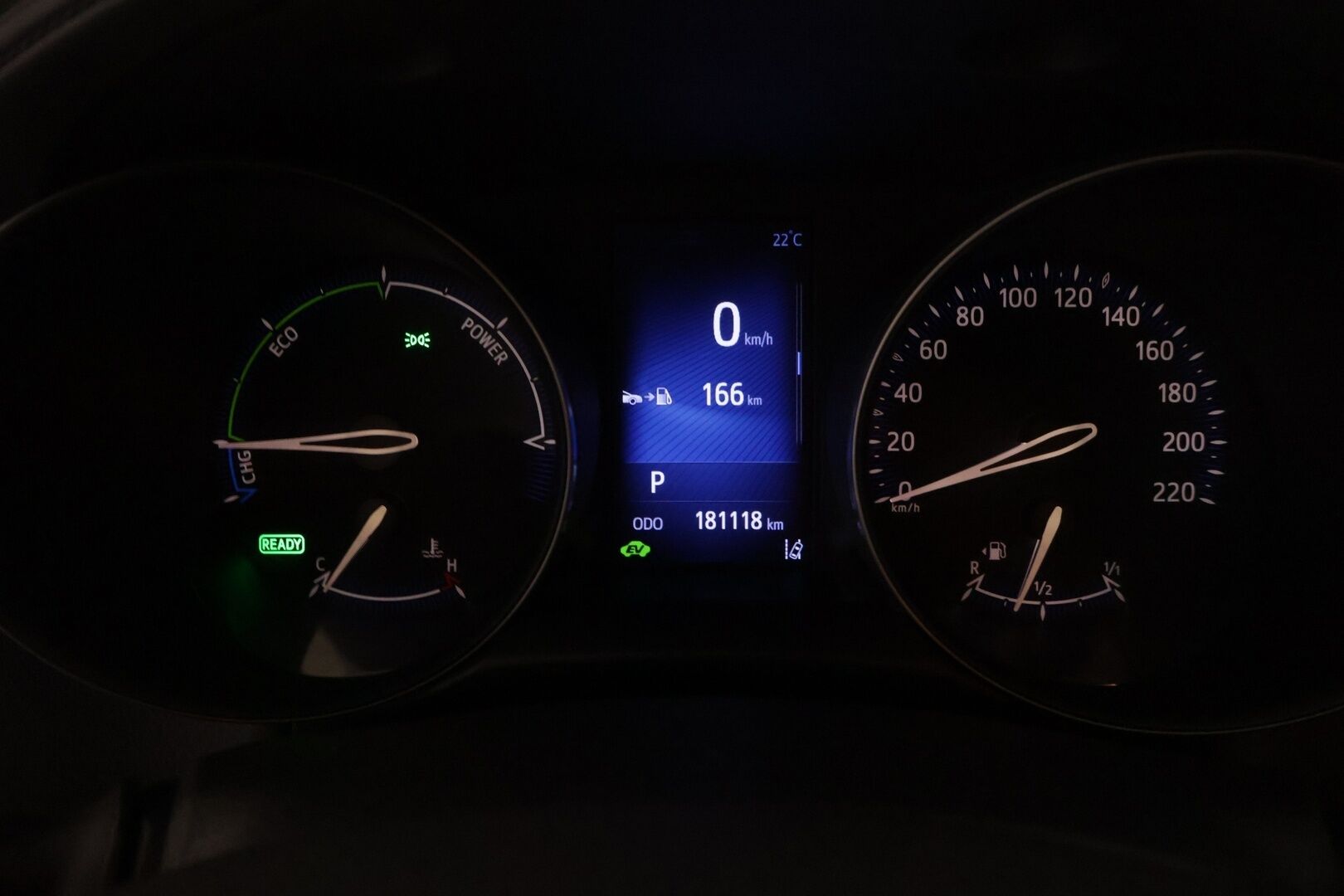 Toyota C-HR 2019 Hybrid Active - ACC | Lane Assist | Peruutuskamera | Metalliväri | Bluetooth 