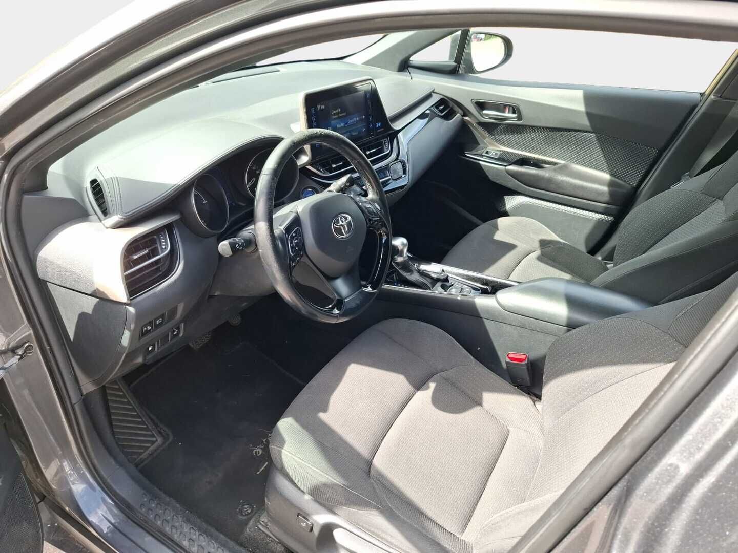 Toyota C-HR 2018 Hybrid Active - ACC | Lane Assist | Peruutuskamera | Bluetooth | JUURI SAAPUMASSA