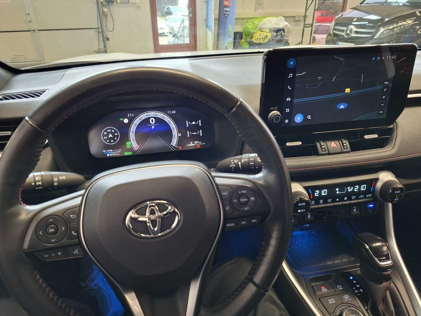 Toyota RAV4 Plug-in 2023 Hybrid 2,5 AWD-i Active Plus Edition - | Juuri saapunut! | Adaptiivinen vakkari | Vetokoukku | 2x Renkaat&Vanteet | 1. omisteinen | Suomi-auto | Sähköinen takaluukku | Etu- ja takapenkkien lämmitys | Peruutuskamera | 