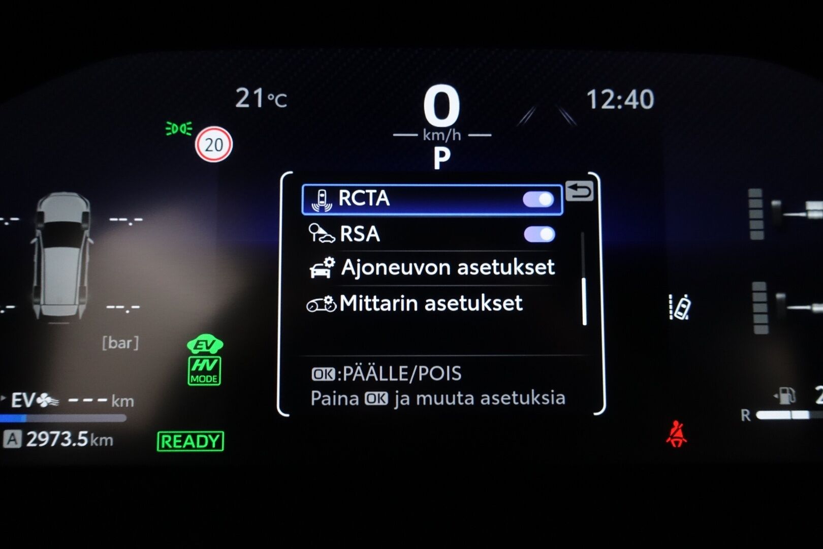 Toyota RAV4 Plug-in 2024 Hybrid 2,5 AWD-i Active Plus Edition - | 1. omisteinen | Suomi-auto| Adaptiivinen vakkari | Vetokoukku | 2x Renkaat&Vanteet | Sähköinen takaluukku | Etu- ja takapenkkien lämmitys | Peruutuskamera | 