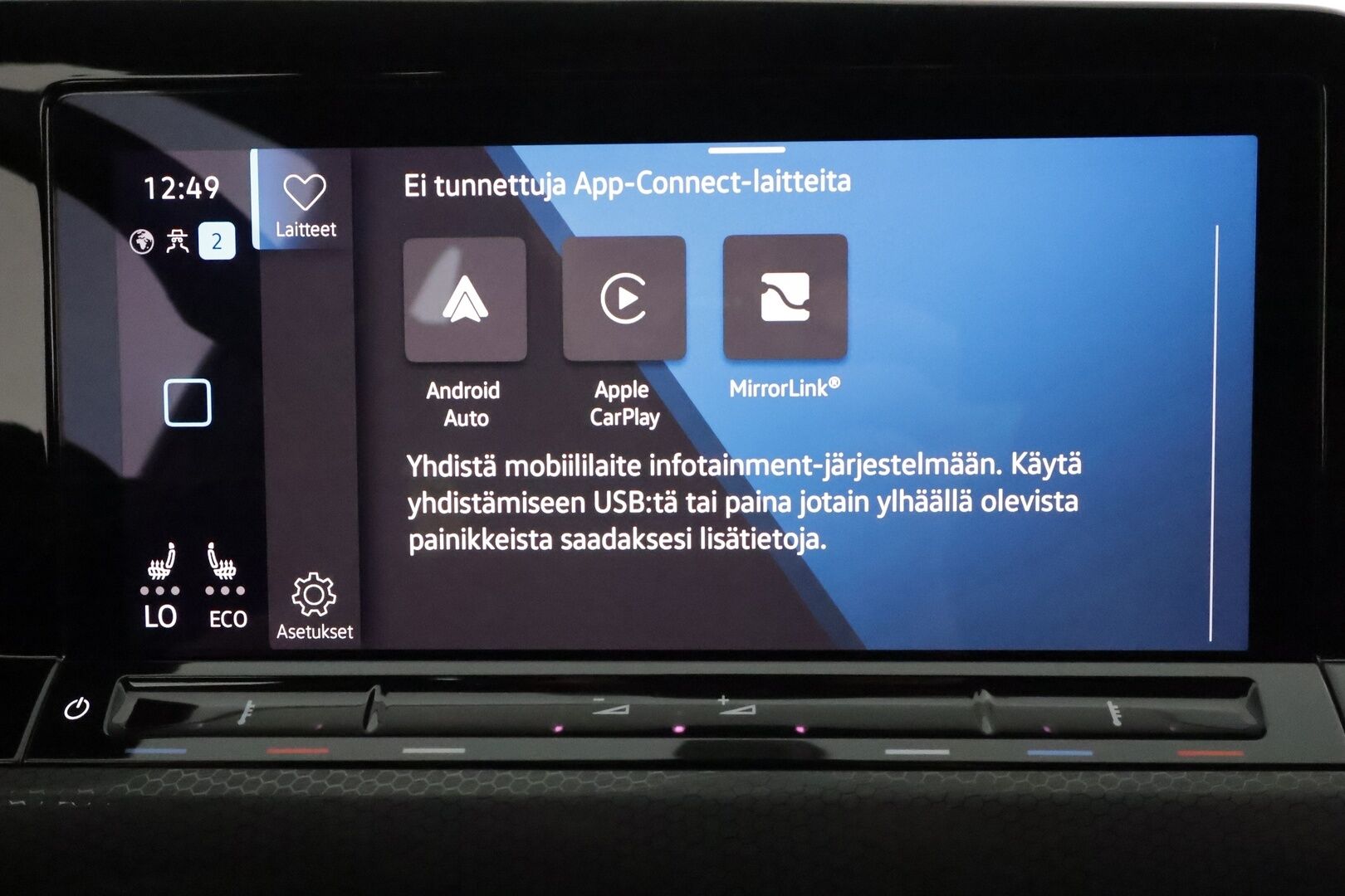 Volkswagen Golf 2021 1,4 GTE 180 kW DSG **HUD / Adapt.vakkari / IQ Light / P.tutkat / Sporttipenkit / Navi / Ratinlämmitin / Digimittaristo** - Kahdet renkaat aluvanteilla