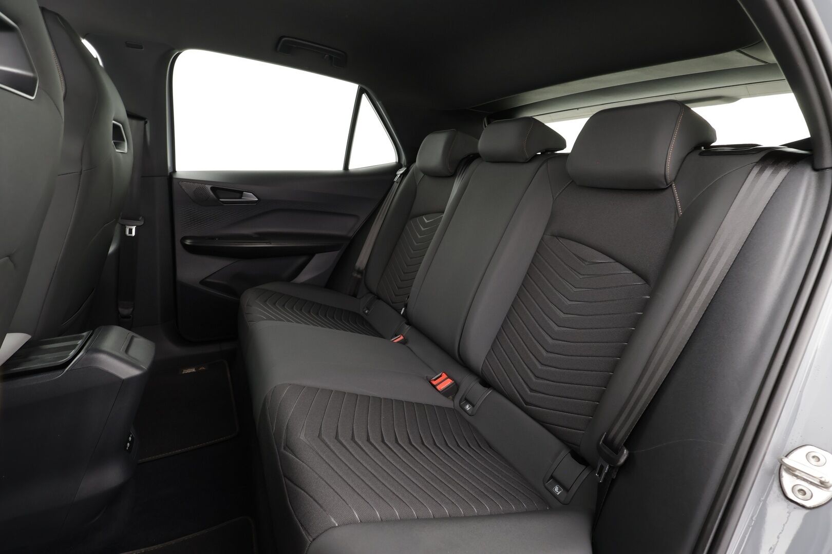 CUPRA Born 2023 150 kW * ILP / ACC / LED / P.kamera / Navi / Kaistavahti / Digimittaristo / Ambient-valot * - Kahdet renkaat / Merkkihuollettu! - HULLU BLACKWEEK KORKOTARJOUS 2,49%