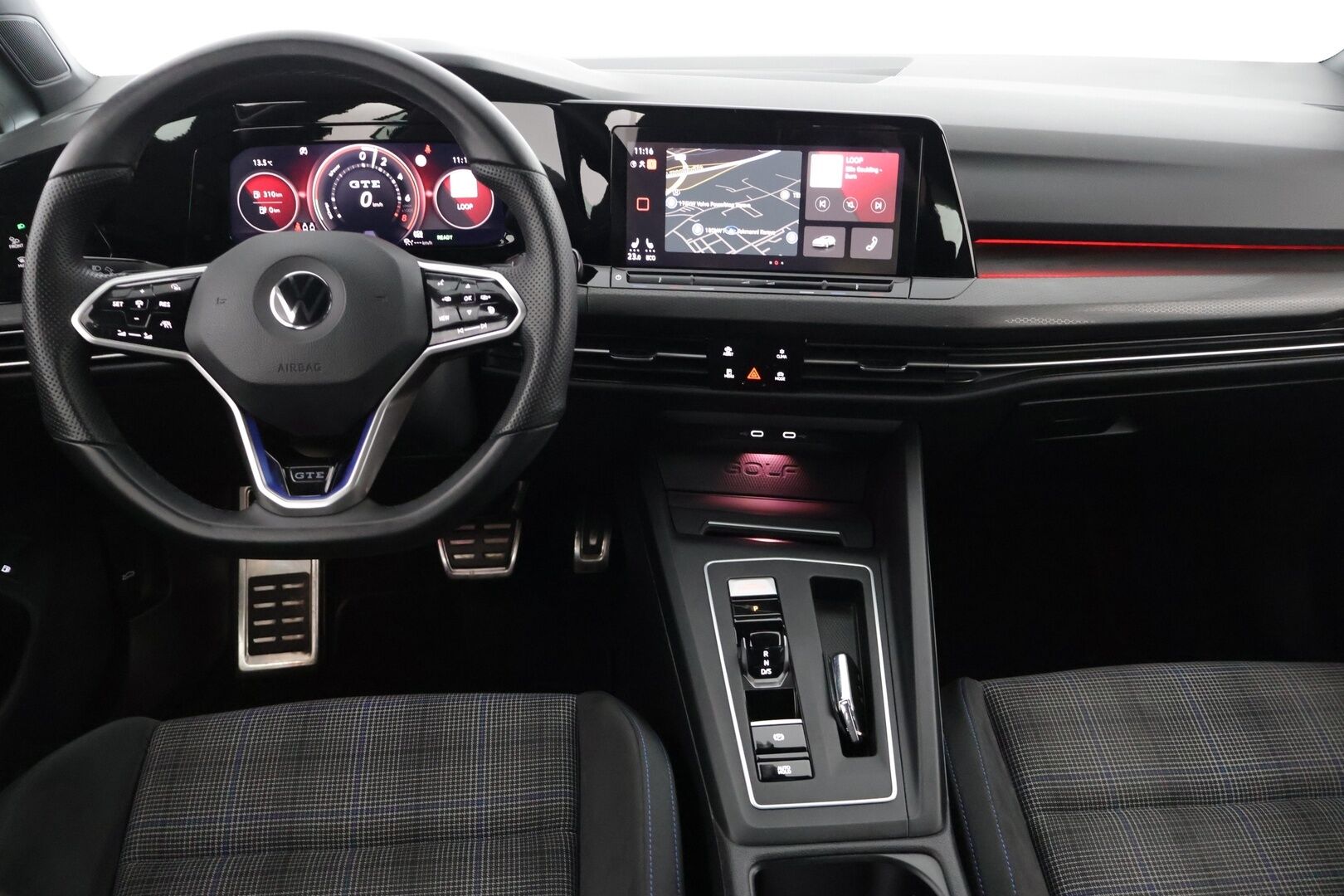 Volkswagen Golf 2022 1.4 GTE Plug-in Hybrid *ACC / Digimittaristo / Kaistavahti / Navi / Ambient / Sporttipenkit / Ratinlämmitin* - *SOH 97% / Juuri leimattu! / 2x Renkaat / Hyvin huollettu / Upea väri* - HULLUT AVAJAISHULINAT KORKOTARJOUS 3,29 %