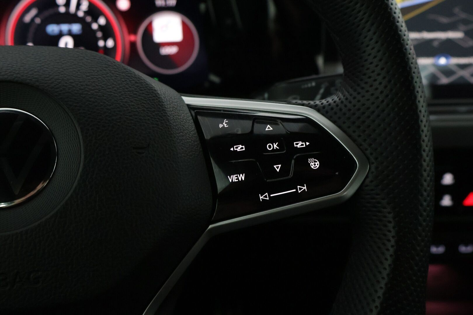 Volkswagen Golf 2022 1.4 GTE Plug-in Hybrid *ACC / Digimittaristo / Kaistavahti / Navi / Ambient / Sporttipenkit / Ratinlämmitin* - *SOH 97% / Juuri leimattu! / 2x Renkaat / Hyvin huollettu / Upea väri* - HULLUT AVAJAISHULINAT KORKOTARJOUS 3,29 %