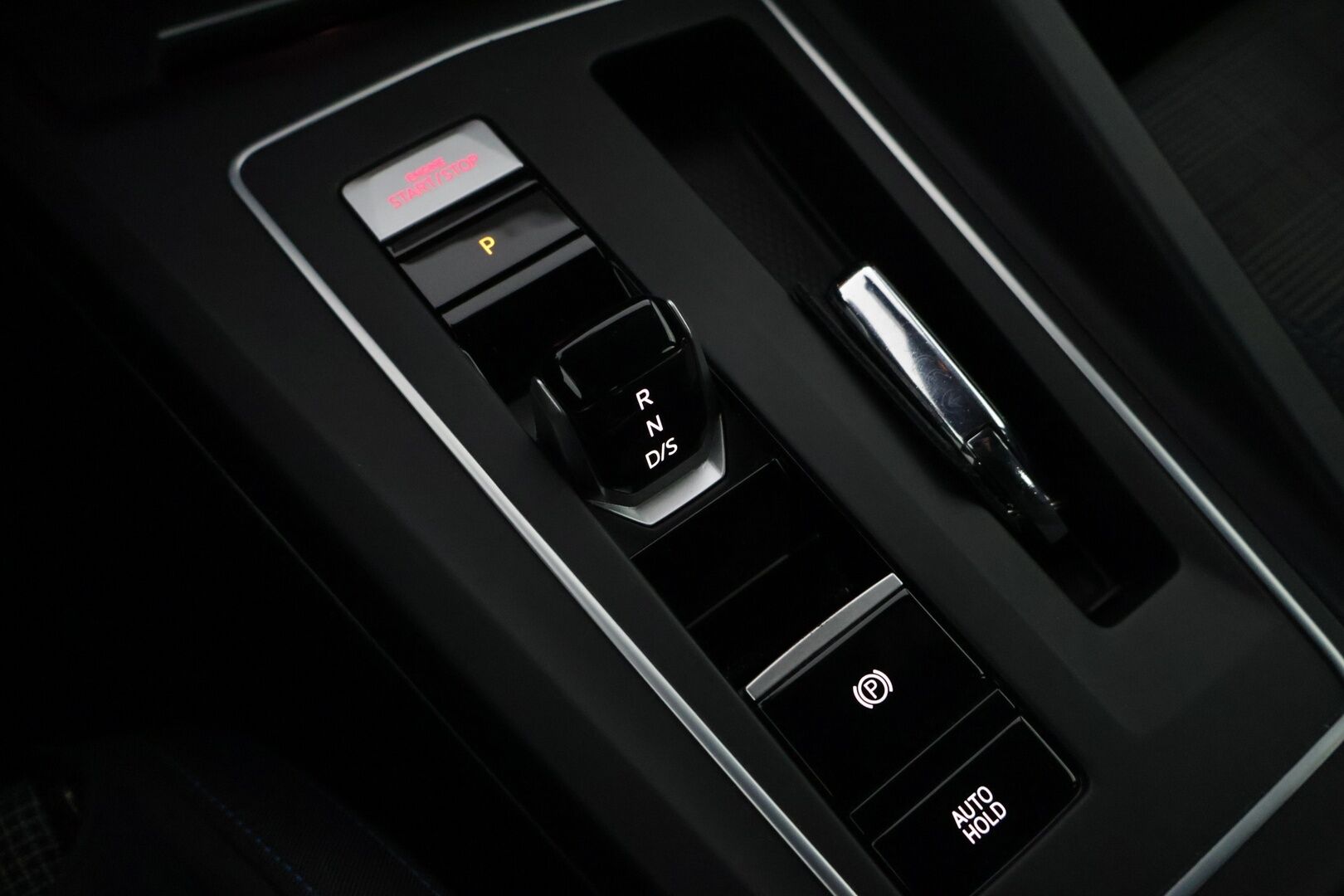 Volkswagen Golf 2022 1.4 GTE Plug-in Hybrid *ACC / Digimittaristo / Kaistavahti / Navi / Ambient / Sporttipenkit / Ratinlämmitin* - *SOH 97% / Juuri leimattu! / 2x Renkaat / Hyvin huollettu / Upea väri* - HULLUT AVAJAISHULINAT KORKOTARJOUS 3,29 %