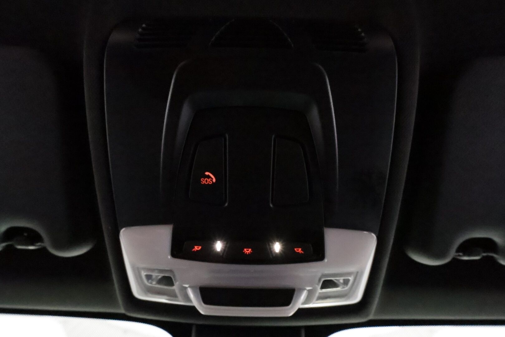 BMW X1 2021 F48 xDrive25e A Charged Edition M Sport *ACC / HUD / Hifi / P.kamera / Adapt.LED / Navi / Sporttinahat* - Akku kuntotarkastettu / Kahdet renkaat aluvanteilla