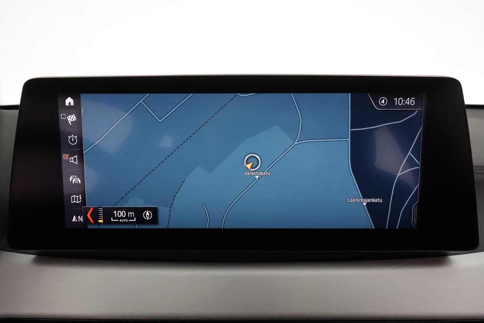 BMW X1 2021 F48 xDrive25e A Charged Edition M Sport *ACC / HUD / Hifi / P.kamera / Adapt.LED / Navi / Sporttinahat* - Akku kuntotarkastettu / Kahdet renkaat aluvanteilla