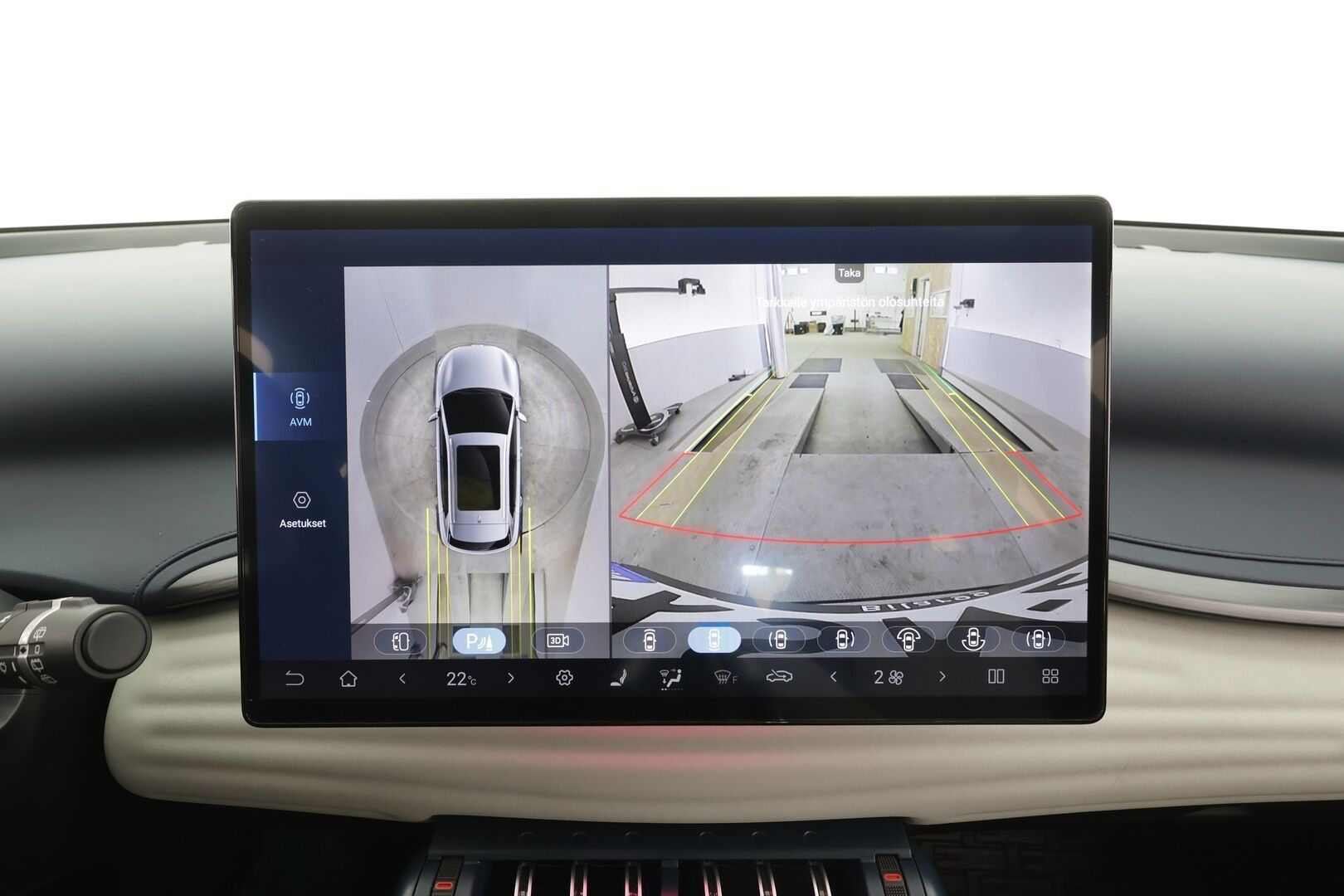 BYD Atto 3 2022 Design * ILP / Panorama / 360 / ACC / LED / Sähköpenkit / Navi / Kaistavahti / Keyless * - 2x Latauskaapelit / Kahet renkaat aluvanteilla - HULLUT AVAJAISHULINAT KORKOTARJOUS 3,29 %