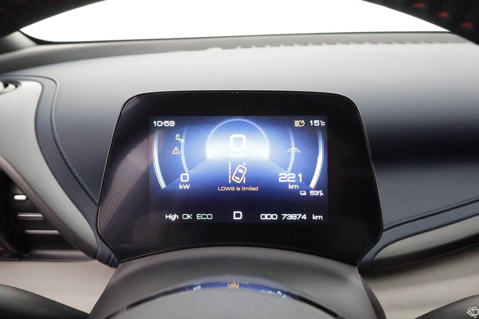 BYD Atto 3 2022 Design * ILP / Panorama / 360 / ACC / LED / Sähköpenkit / Navi / Kaistavahti / Keyless * - 2x Latauskaapelit / Kahet renkaat aluvanteilla - HULLUT AVAJAISHULINAT KORKOTARJOUS 3,29 %