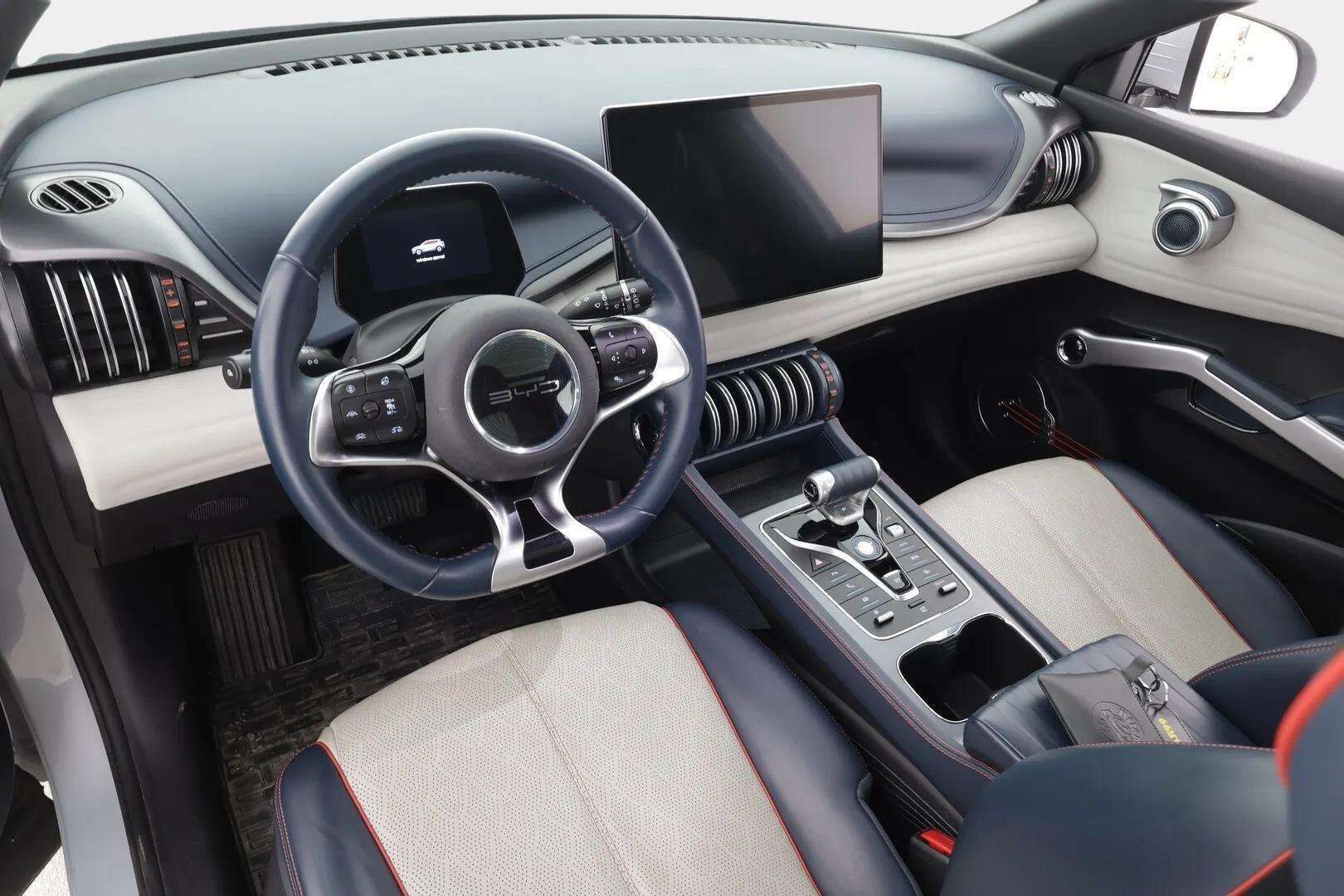 BYD Atto 3 2022 Design - | ILP | Panorama | 360 | ACC | LED | Sähköpenkit | Navi | Kaistavahti | Keyless | Tulossa! |