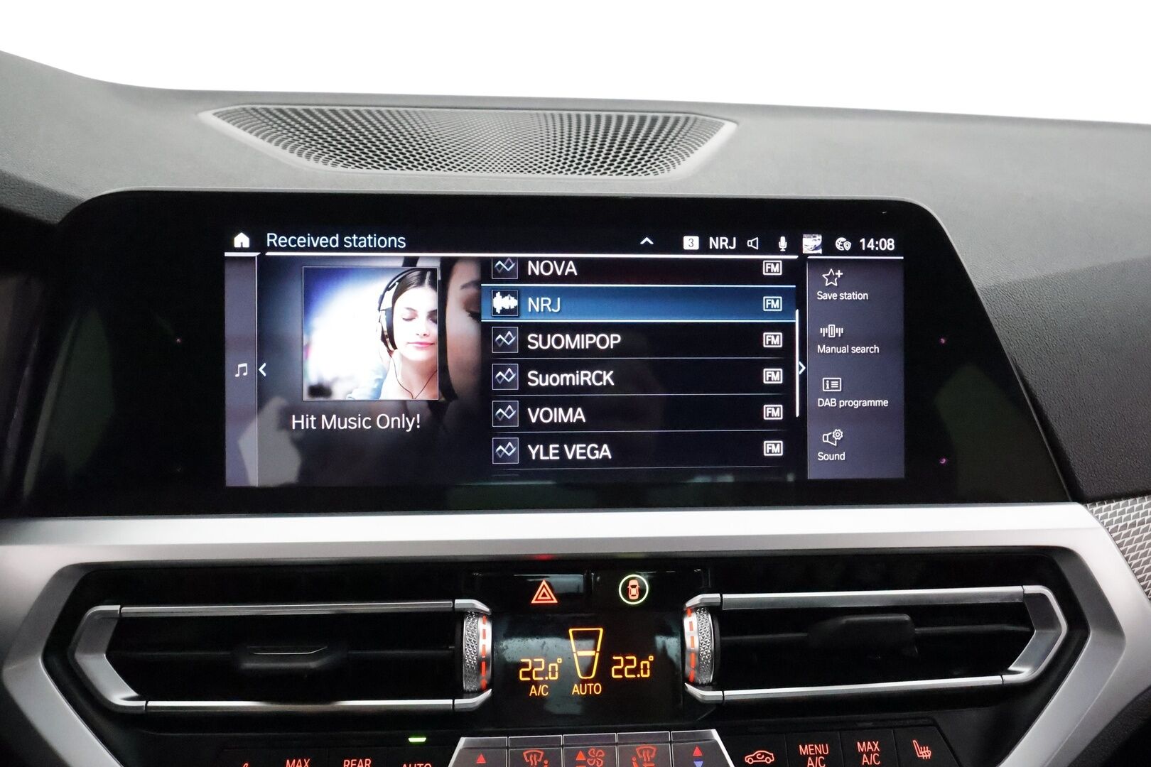 BMW 330E 2020 G20 Sedan 330e A Charged Edition M Sport **Vakkari / Sporttipenkit / P.tutkat / Digimittaristo / Nahka-Alcantara** - Kahdet renkaat aluvanteilla