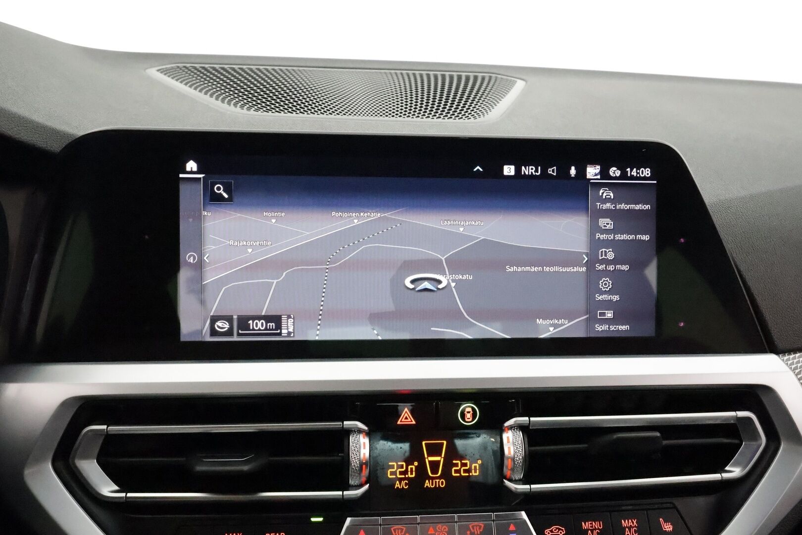 BMW 330E 2020 G20 Sedan 330e A Charged Edition M Sport **Vakkari / Sporttipenkit / P.tutkat / Digimittaristo / Nahka-Alcantara** - Kahdet renkaat aluvanteilla