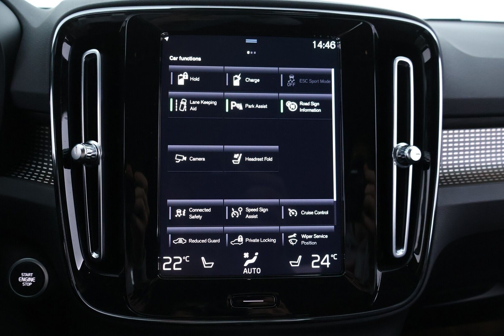 Volvo XC40 2022 T5 Recharge TwE R-Design aut. *Adapt.Vakkari / Sporttipenkit / Peruutuskamera / KeylessGo / Sähköluukku* - HULLUT VÄLIPÄIVÄT KORKOTARJOUS 2,49%