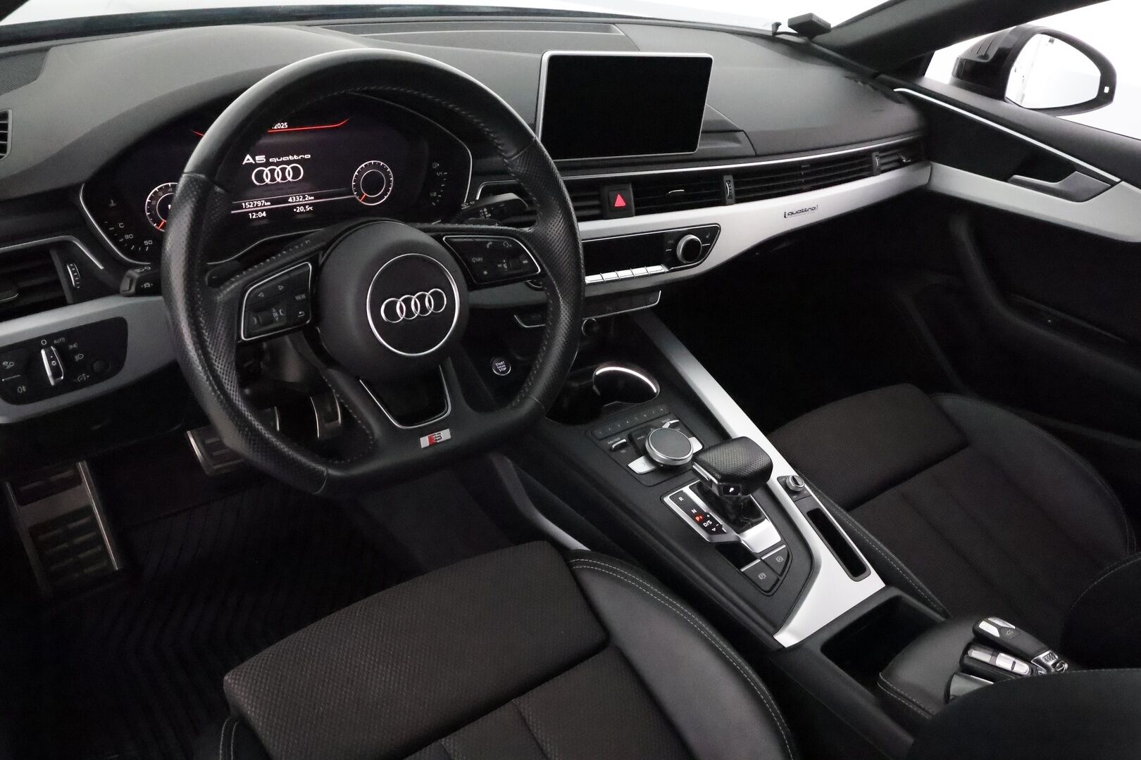 Audi A5 2018 Sportback 2,0 TFSI 185 kW quattro S tronic S-line **Webasto / Koukku / Adapt.Vakkari / LED / P.Tutkat / Sporttipenkit** - 3,99 % KORKOTARJOUS TÄHÄN AUTOON - Kahdet Renkaat