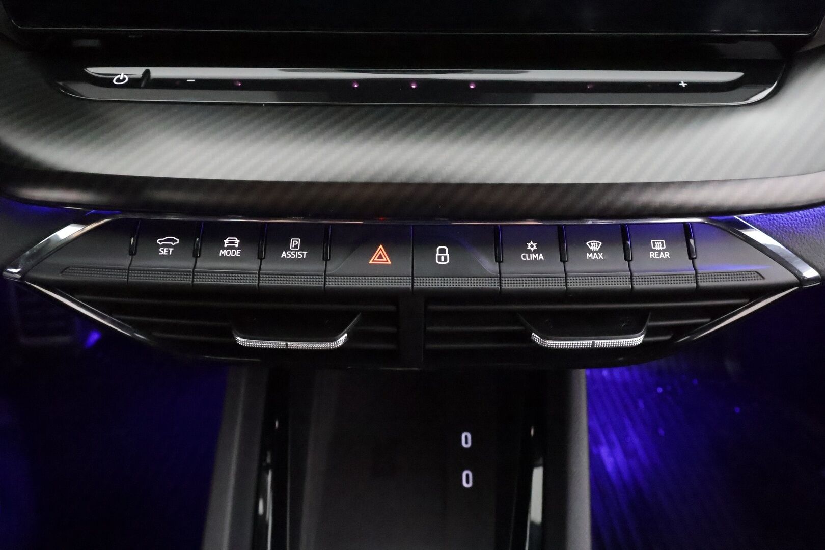 Skoda Octavia 2021 1,4 TSI PHEV RS iV DSG * ACC / Webasto / Skoda Crystal Matrix-LED / P.kamera / Hierovat Muistipenkit / Apple&Android * - Kahdet Renkaat / Koti & Kauppalaturi - HULLUT AVAJAISHULINAT KORKOTARJOUS 3,29 %