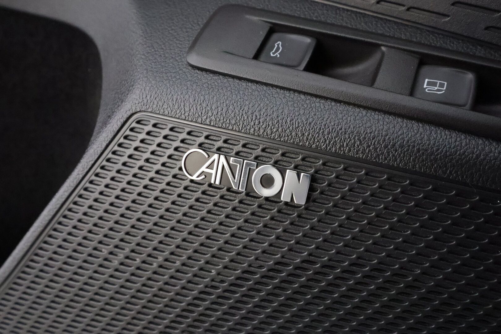 Skoda Octavia 2021 1,4 TSI PHEV RS iV DSG * ACC / Webasto / Skoda Crystal Matrix-LED / P.kamera / Hierovat Muistipenkit / Apple&Android * - Kahdet Renkaat / Koti & Kauppalaturi - HULLUT AVAJAISHULINAT KORKOTARJOUS 3,29 %