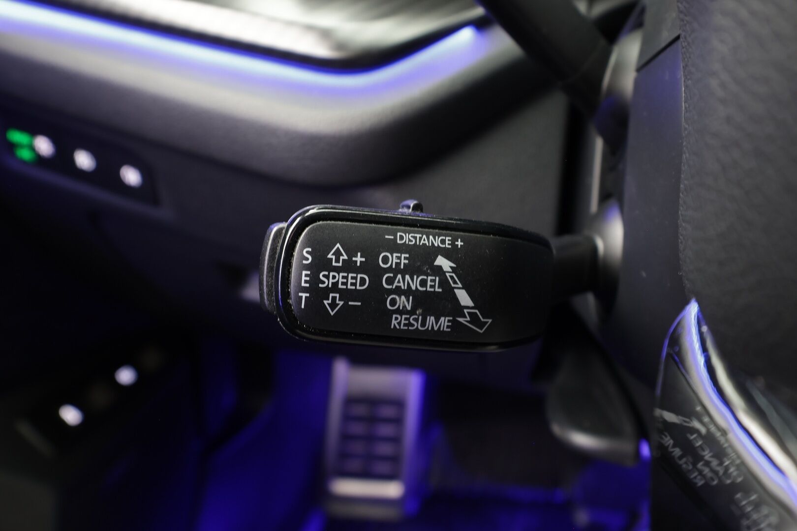 Skoda Octavia 2021 1,4 TSI PHEV RS iV DSG * ACC / Webasto / Skoda Crystal Matrix-LED / P.kamera / Hierovat Muistipenkit / Apple&Android * - Kahdet Renkaat / Koti & Kauppalaturi - HULLUT AVAJAISHULINAT KORKOTARJOUS 3,29 %