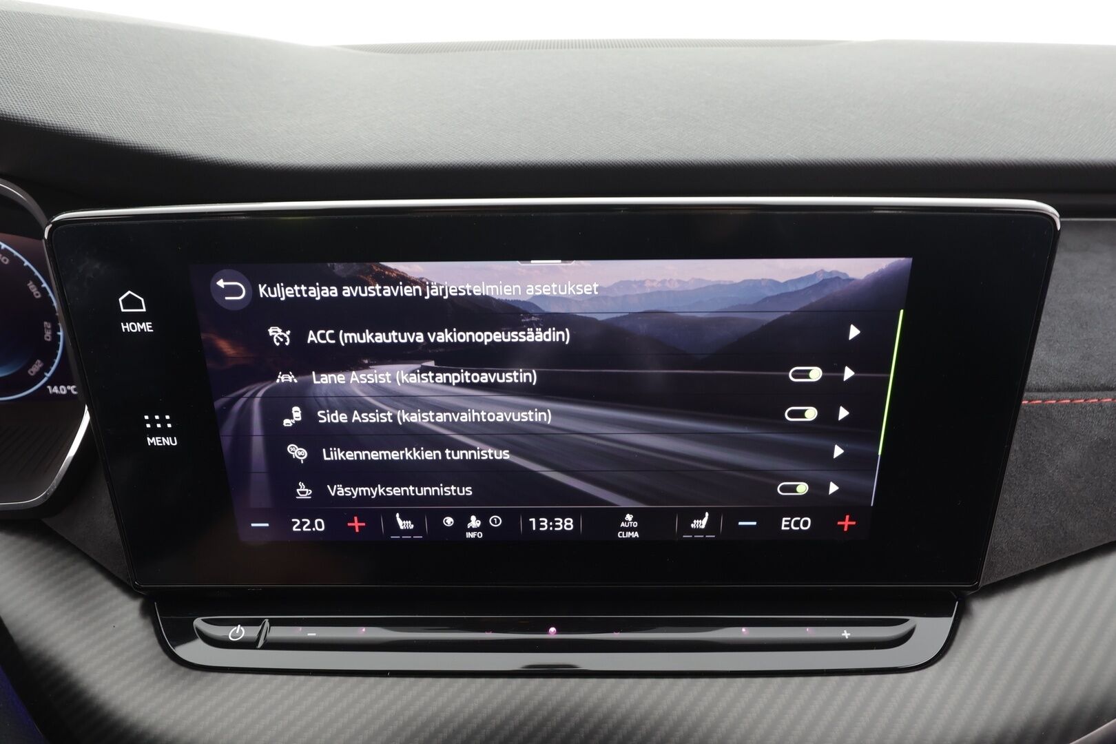 Skoda Octavia 2021 1,4 TSI PHEV RS iV DSG * ACC / Webasto / Skoda Crystal Matrix-LED / P.kamera / Hierovat Muistipenkit / Apple&Android * - Kahdet Renkaat / Koti & Kauppalaturi - HULLUT AVAJAISHULINAT KORKOTARJOUS 3,29 %