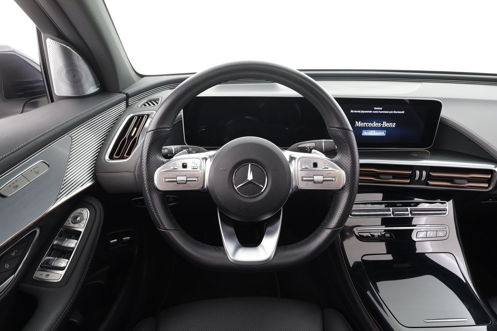 Mercedes-Benz EQC 2020 400 4Matic Edition AMG - | Distronic | Lisälämmitin | Koukku | Burmester | HUD | Osasähköt  Widescreen | LED | Lasikattoluukku | Ilmastoidut&Hierovat Sporttinahat | P.Kamera | Kahdet Renkaat |