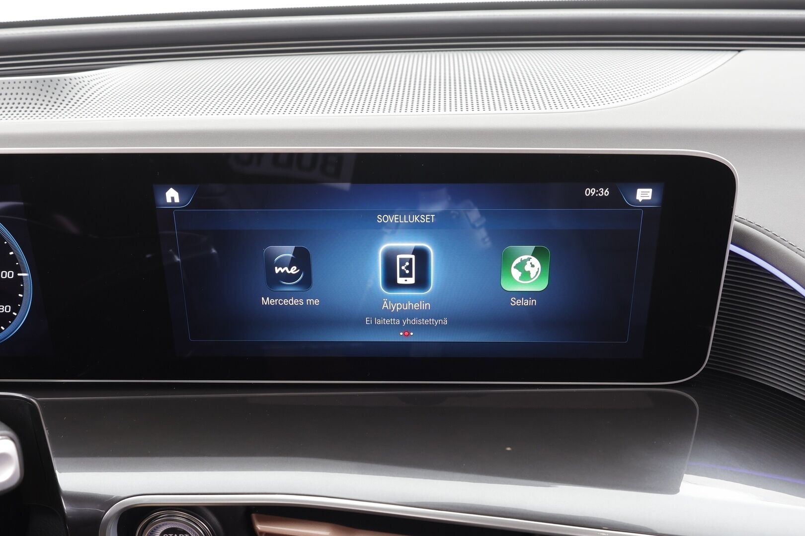 Mercedes-Benz EQC 2020 400 4Matic Edition AMG - | Distronic | Lisälämmitin | Koukku | Burmester | HUD | Osasähköt  Widescreen | LED | Lasikattoluukku | Ilmastoidut&Hierovat Sporttinahat | P.Kamera | Kahdet Renkaat |