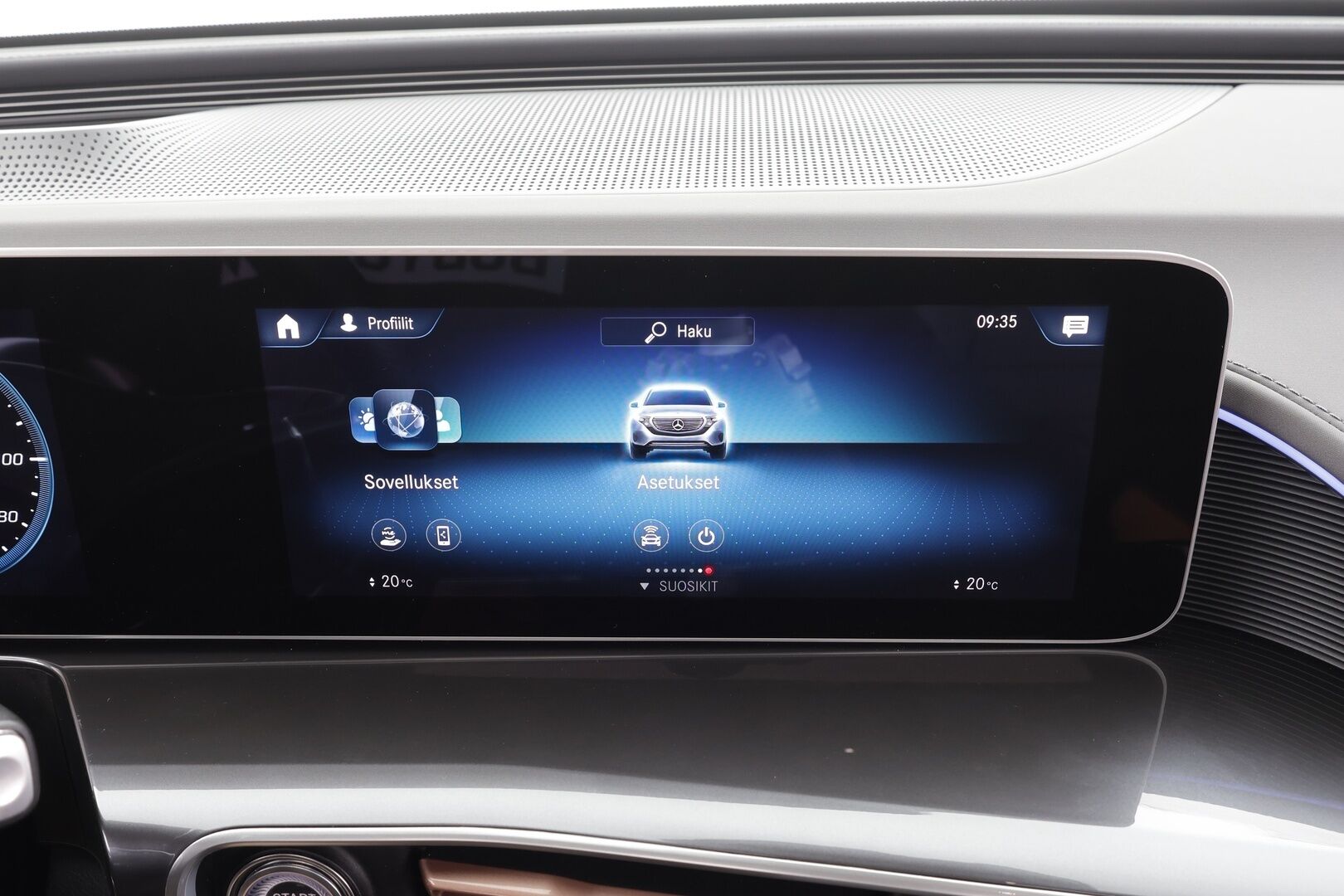Mercedes-Benz EQC 2020 400 4Matic Edition AMG - | Distronic | Lisälämmitin | Koukku | Burmester | HUD | Osasähköt  Widescreen | LED | Lasikattoluukku | Ilmastoidut&Hierovat Sporttinahat | P.Kamera | Kahdet Renkaat |
