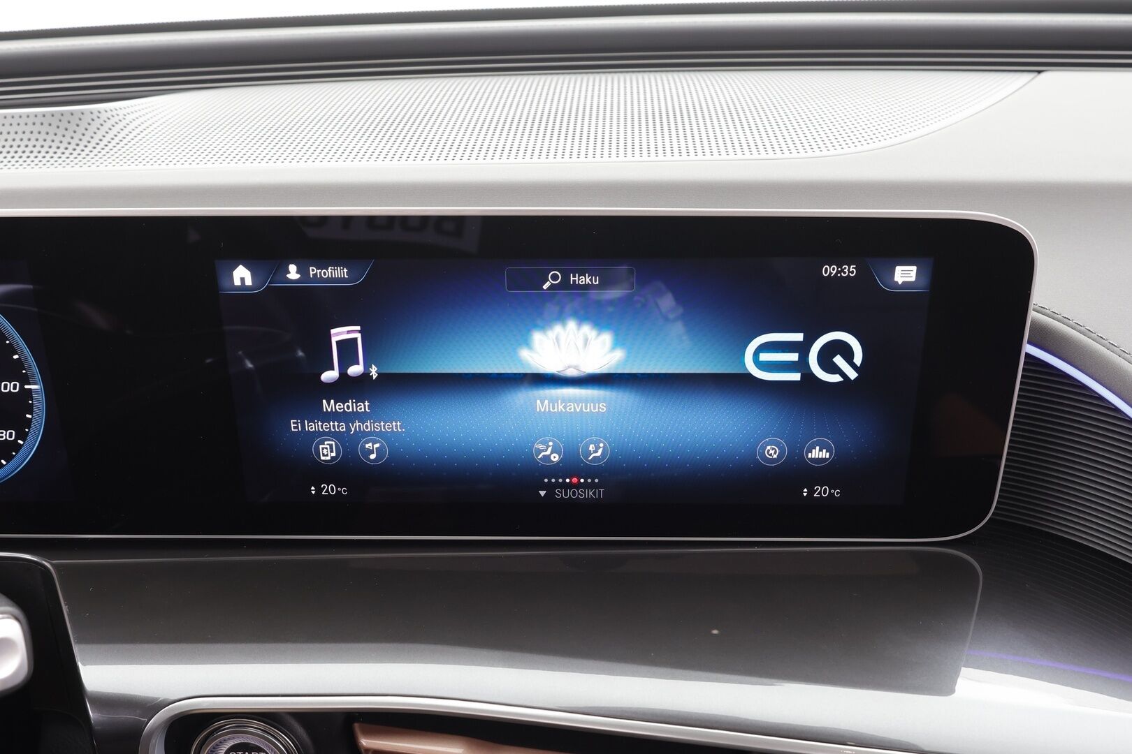 Mercedes-Benz EQC 2020 400 4Matic Edition AMG - | Distronic | Lisälämmitin | Koukku | Burmester | HUD | Osasähköt  Widescreen | LED | Lasikattoluukku | Ilmastoidut&Hierovat Sporttinahat | P.Kamera | Kahdet Renkaat |