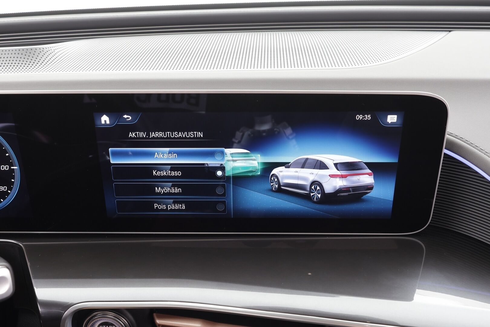 Mercedes-Benz EQC 2020 400 4Matic Edition AMG - | Distronic | Lisälämmitin | Koukku | Burmester | HUD | Osasähköt  Widescreen | LED | Lasikattoluukku | Ilmastoidut&Hierovat Sporttinahat | P.Kamera | Kahdet Renkaat |