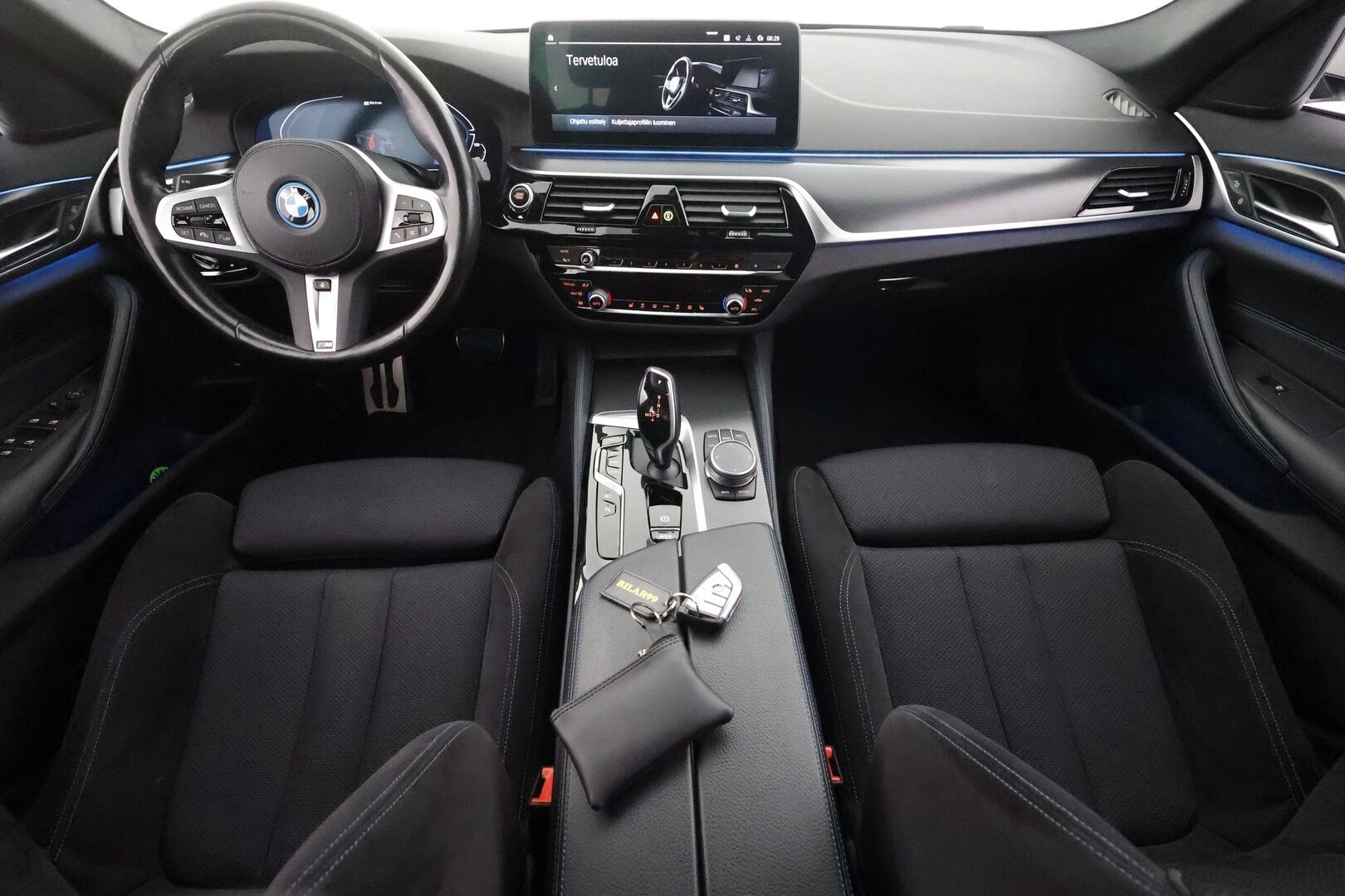 BMW 530 2022 G30 Sedan 530e xDrive A Charged Edition M Sport - | ACC | LCI | Koukku | HUD | HiFi | Muistipenkki | P.kamera | Sporttipenkit sähköllä | Ambient light | Lane Assist | BSM | 2x renkaat aluin |